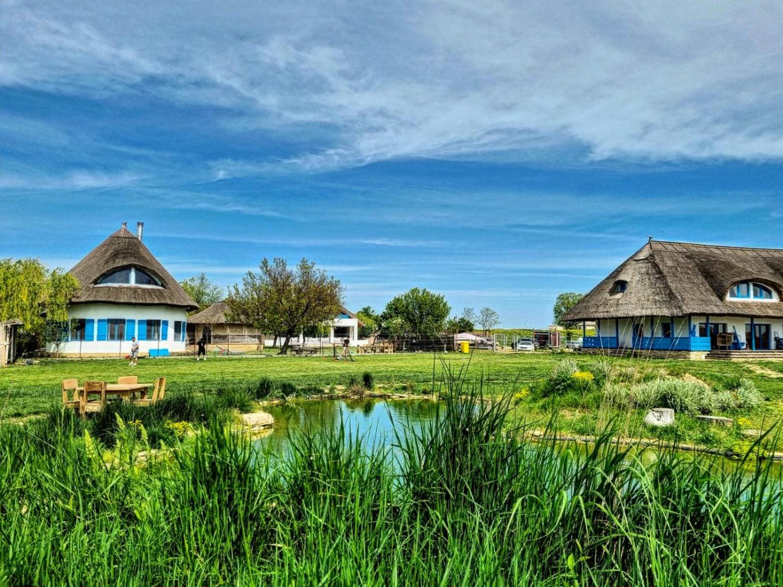 5 Chirpici - Small Traditional Resort view 5