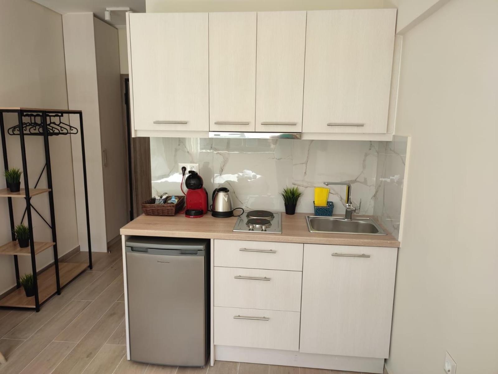 Amazing Apartments @ Aiolou Str.