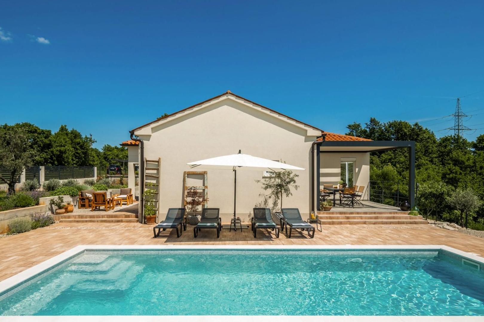 Villa Bogondon view 4