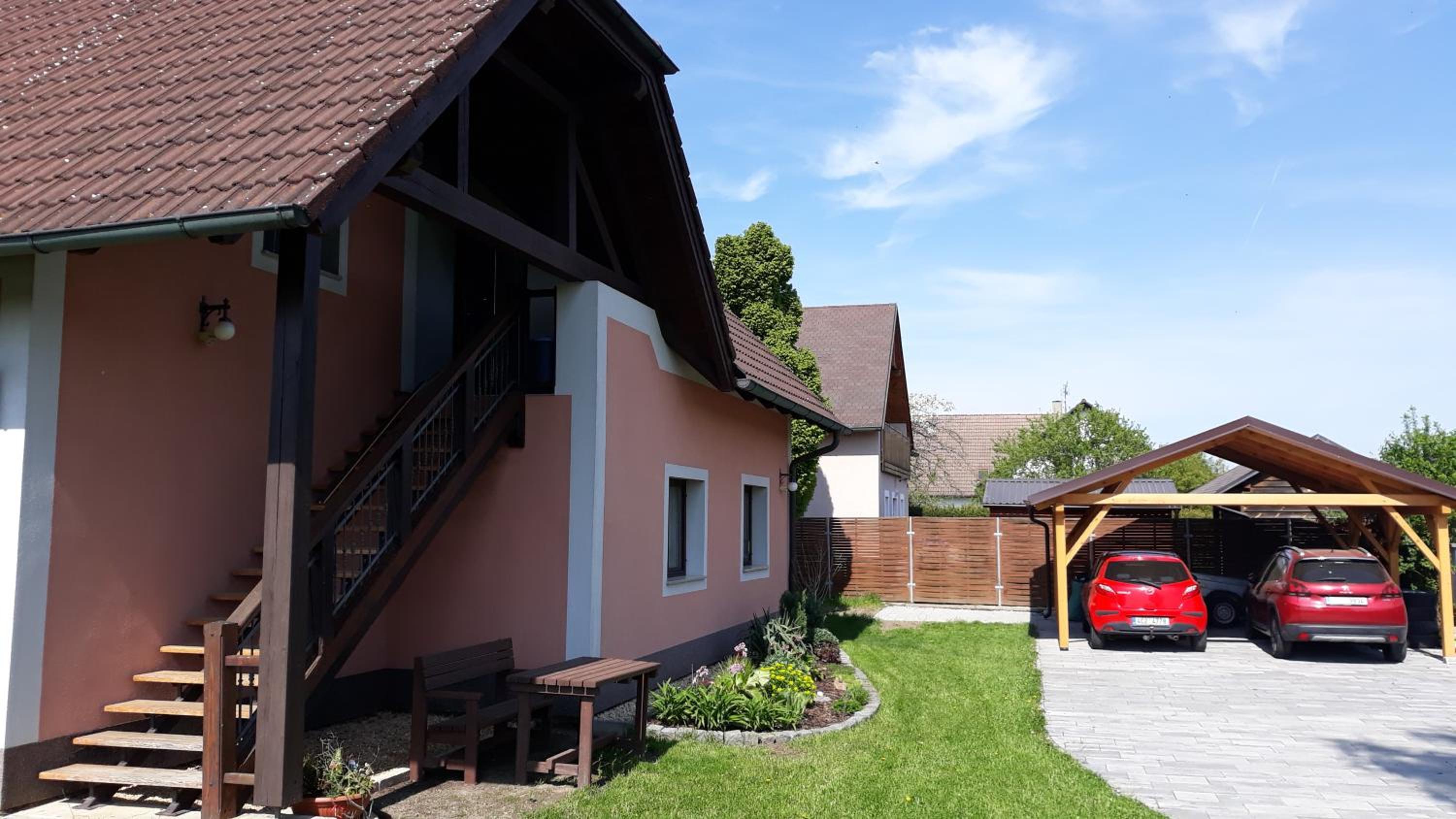 Ubytování u rybníka Svět view 2