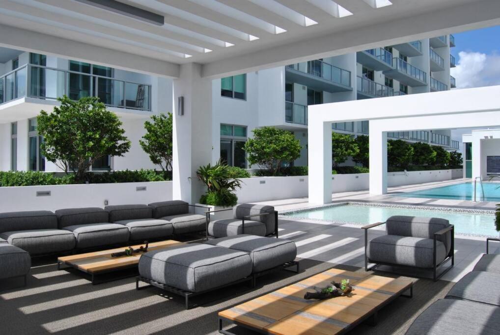 BRAND NEW TOP FLOOR IN THE HEART OF MIAMI