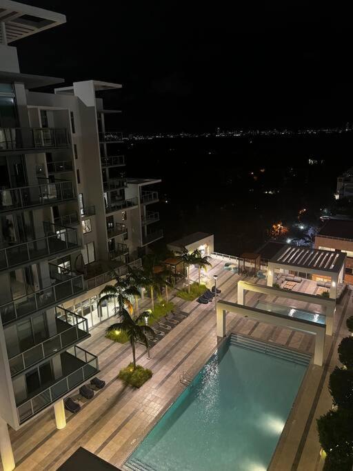 BRAND NEW TOP FLOOR IN THE HEART OF MIAMI