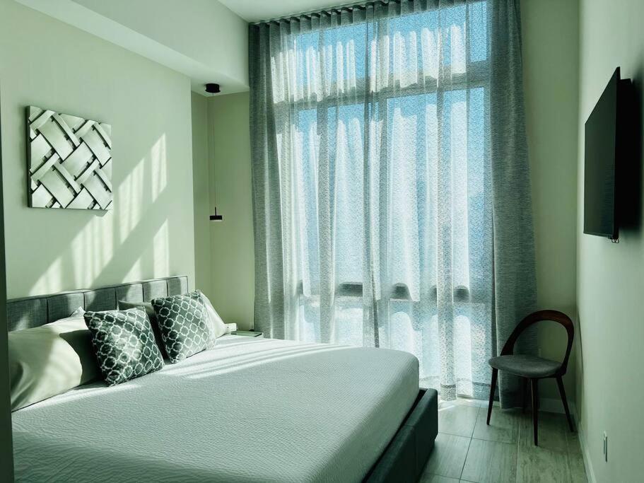 BRAND NEW TOP FLOOR IN THE HEART OF MIAMI