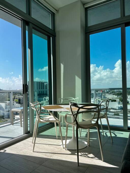 BRAND NEW TOP FLOOR IN THE HEART OF MIAMI