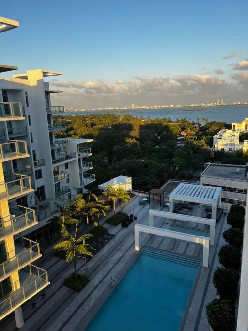 BRAND NEW TOP FLOOR IN THE HEART OF MIAMI
