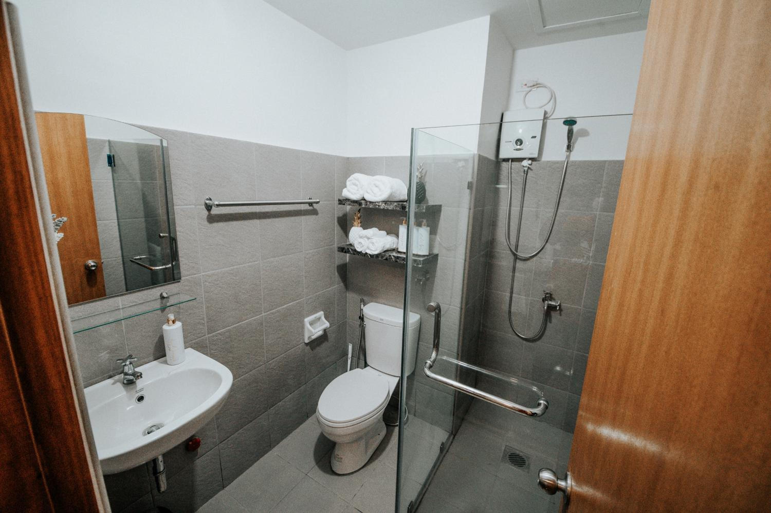 LFCM Condo Home @ Mesatierra Residences Davao City