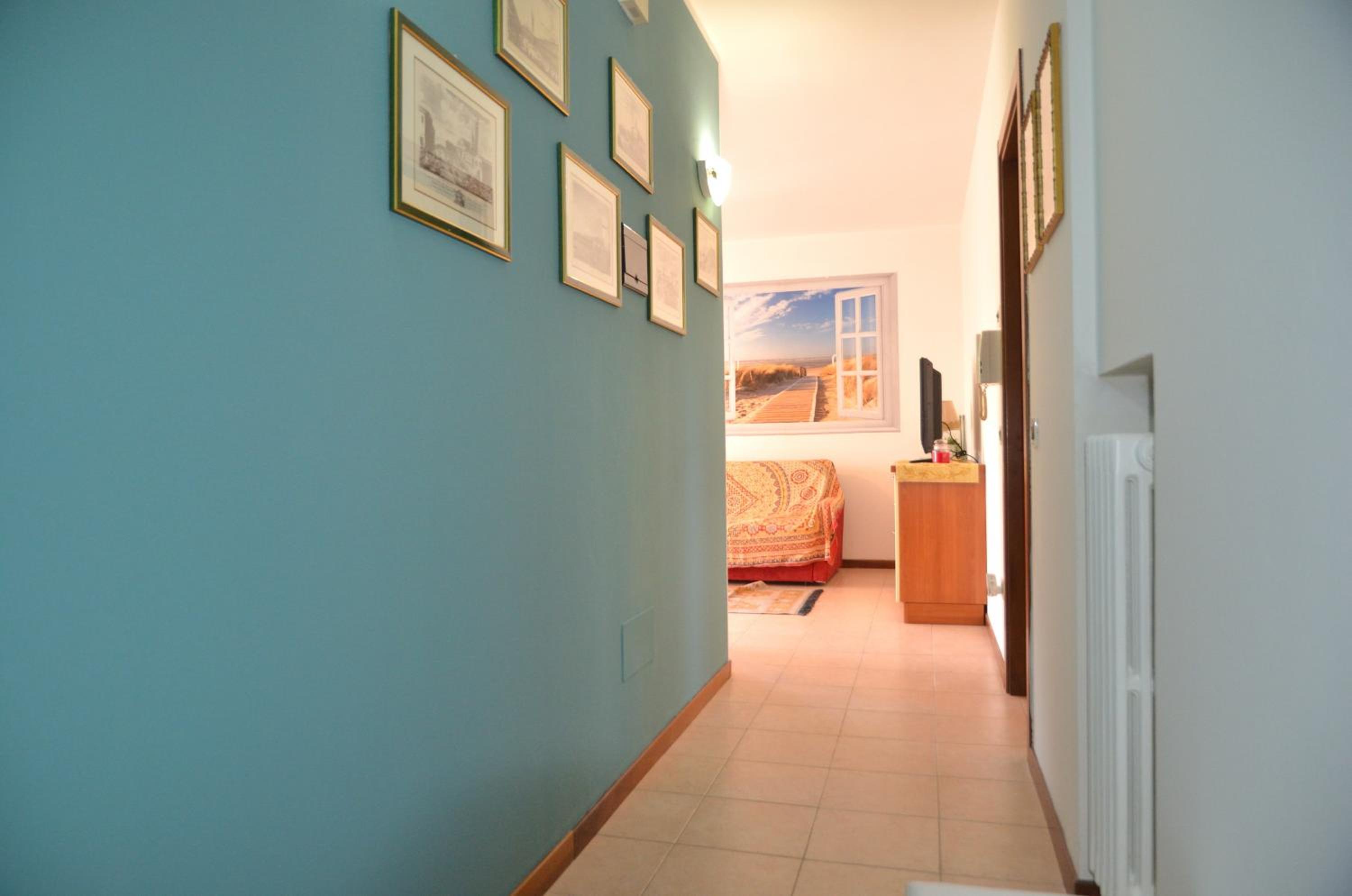 ALLA POSTA cozy apartment close to Venice view 4