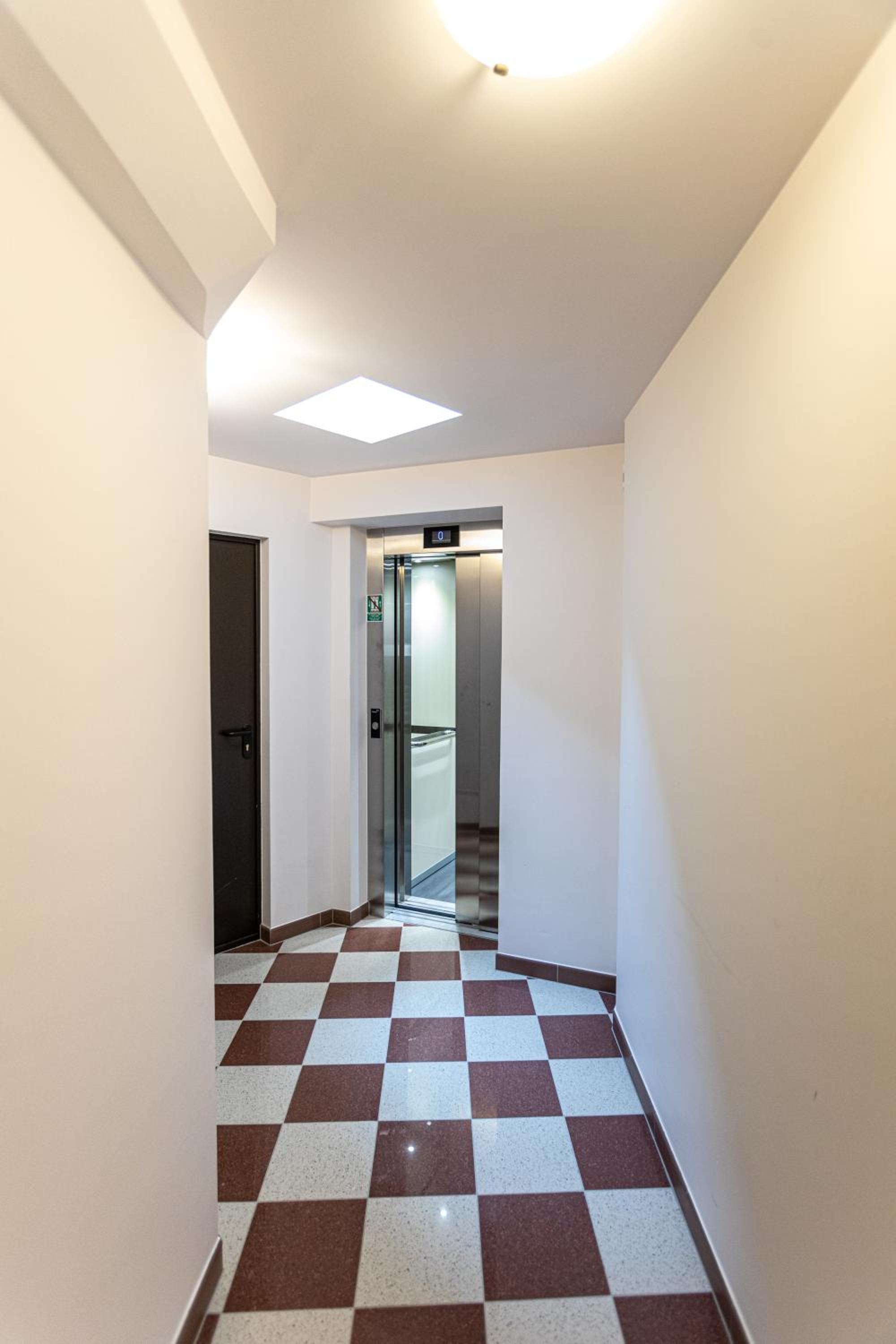 ZEPPELIN APARTMENTS Simple Acomodation