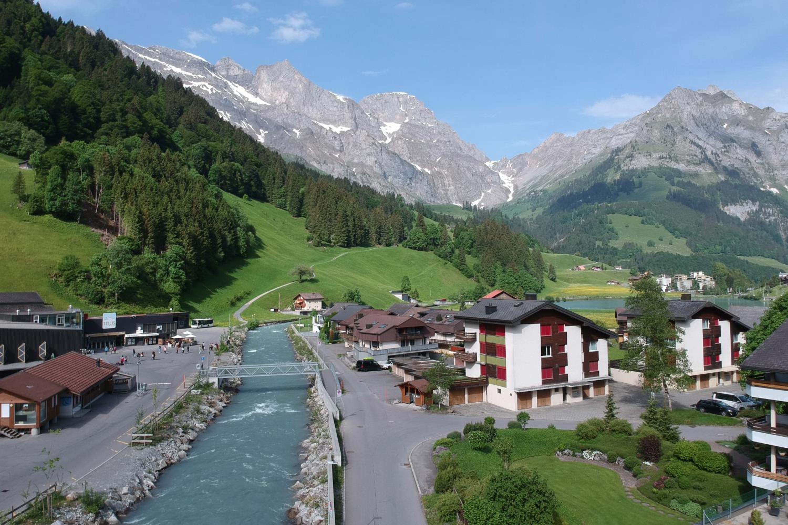 Apartment next to Titlis Station