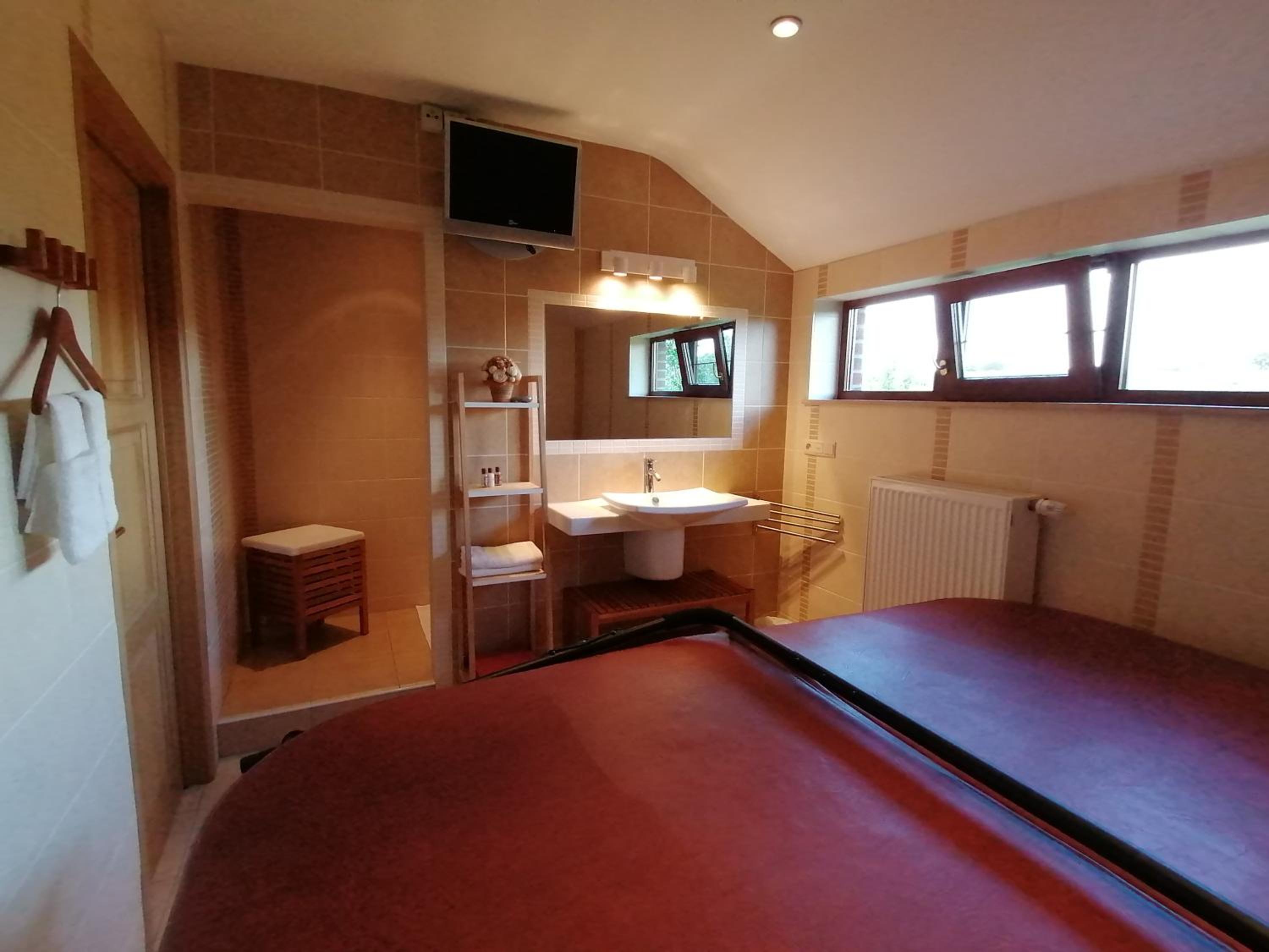 L'Atelier d'Arthur - Gîte chaleureux avec jacuzzi.