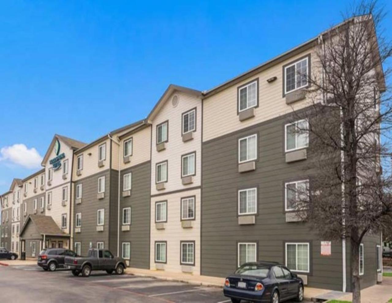 WoodSpring Suites Round Rock-Austin North view 3