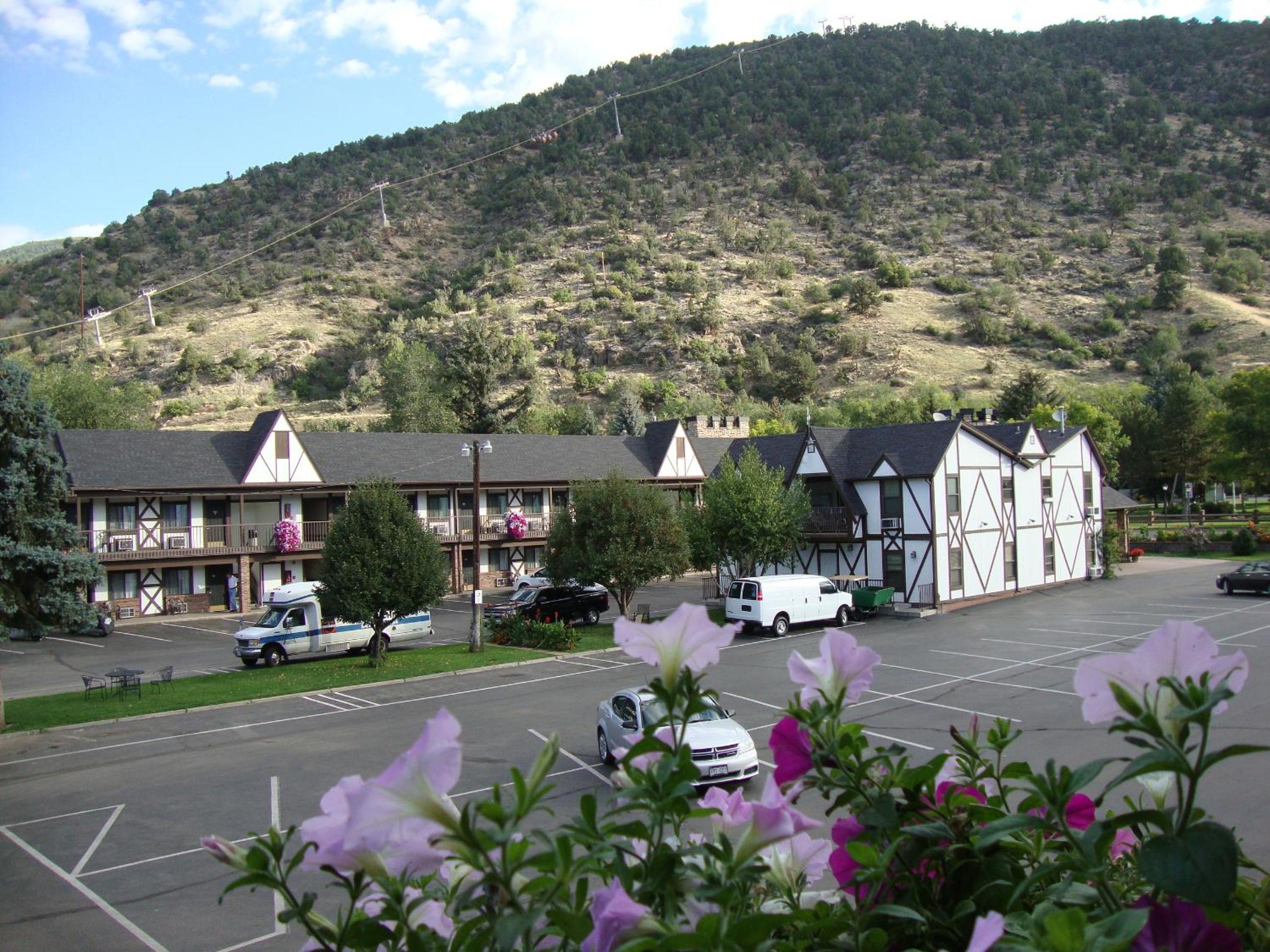 Silver Spruce Inn view 4