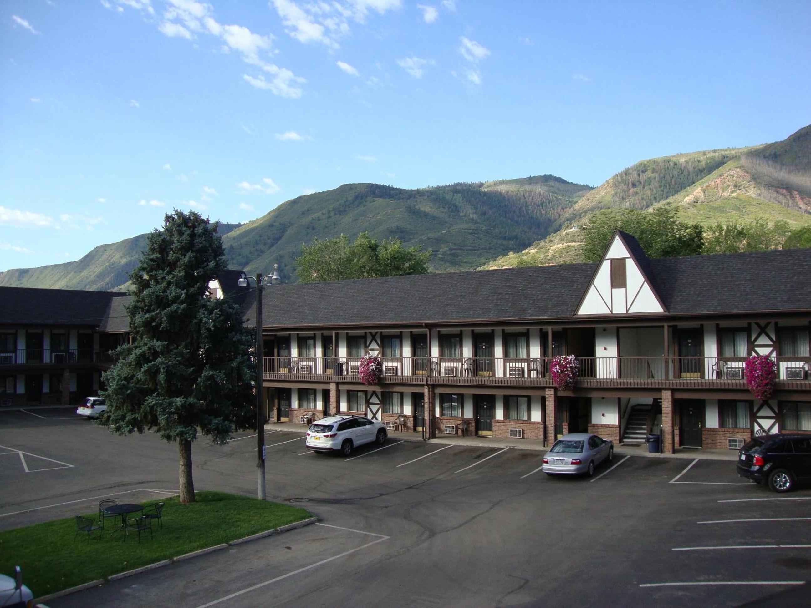 Photo 6