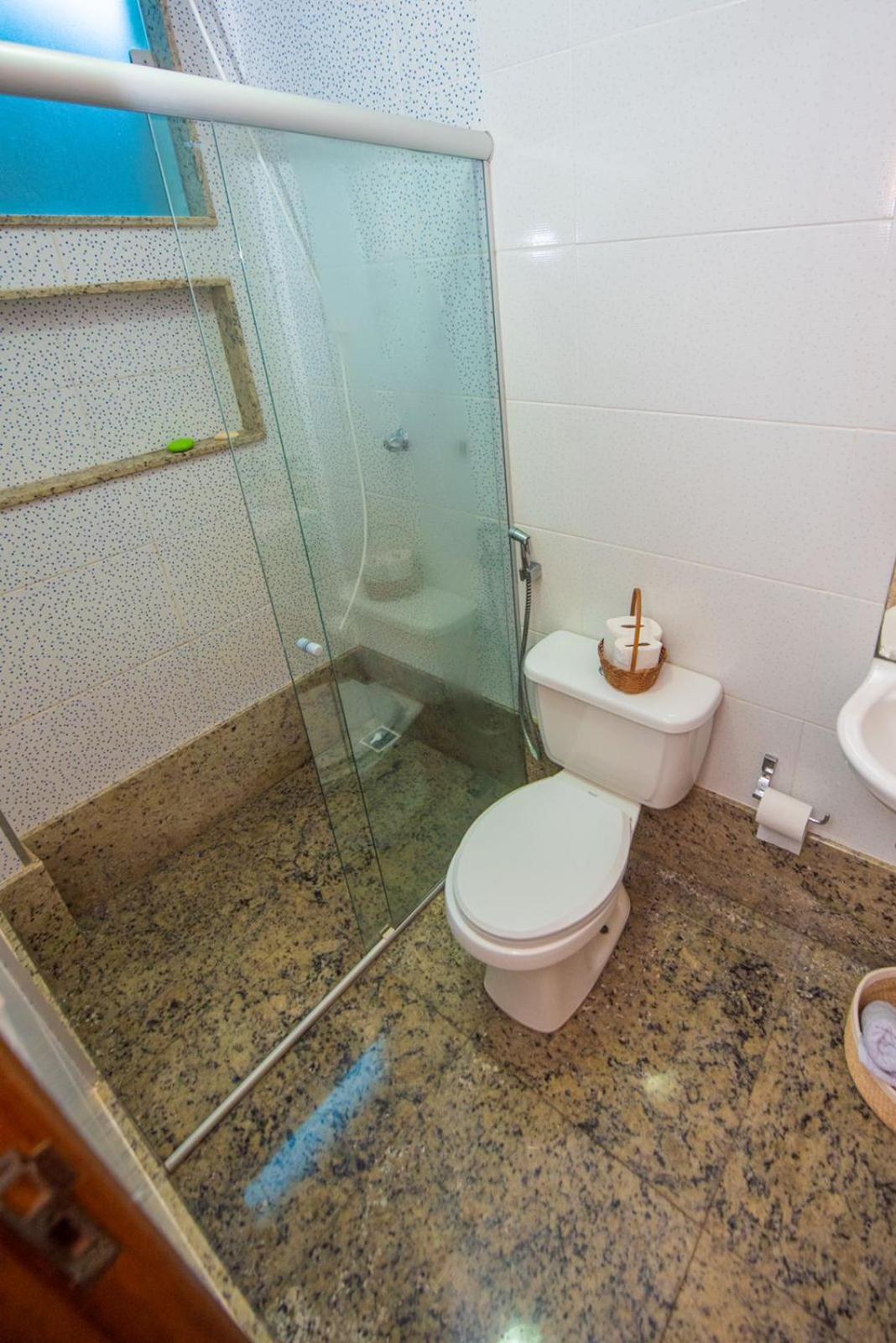 Casa com pes na areia em Iriri - ES