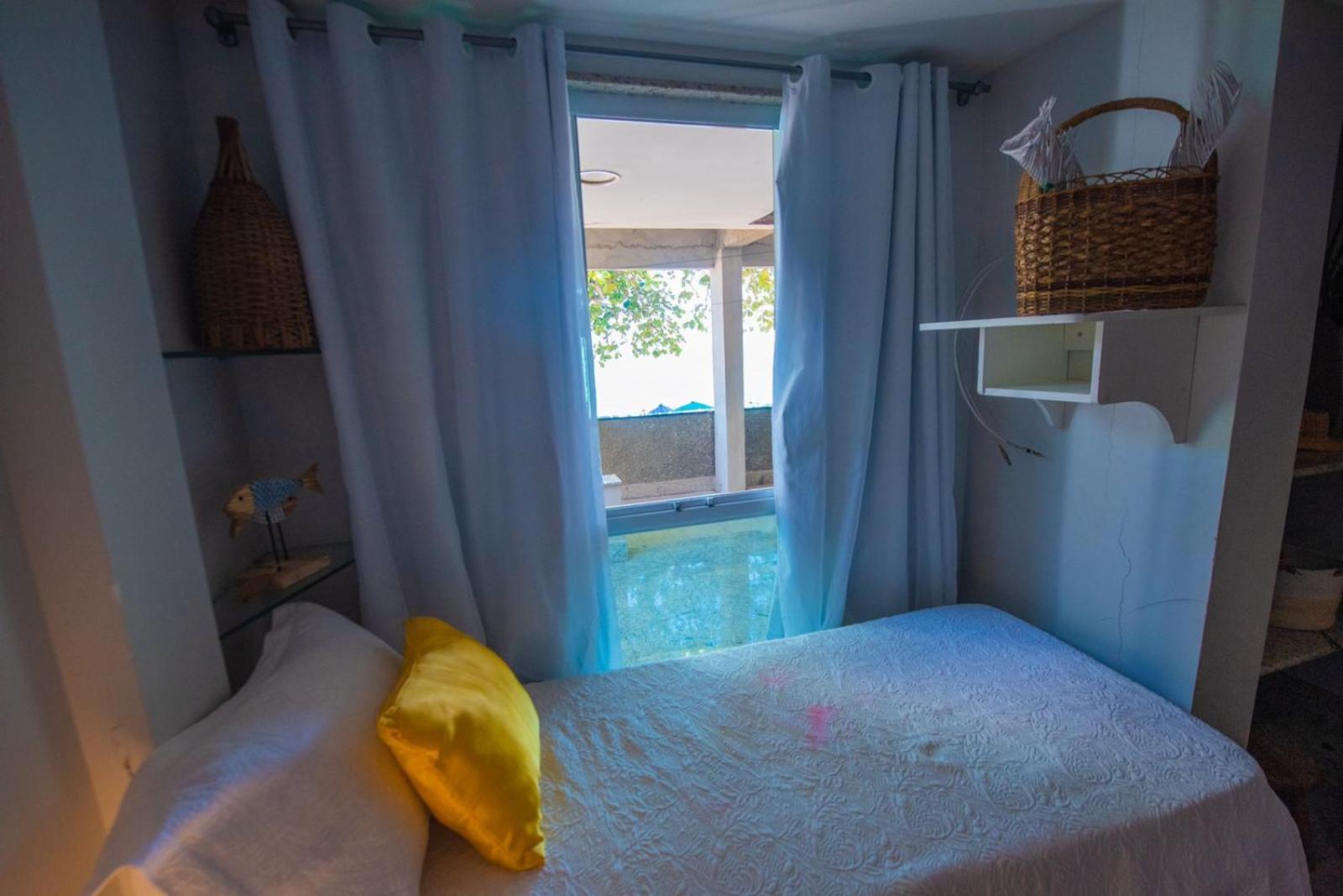 Casa com pes na areia em Iriri - ES