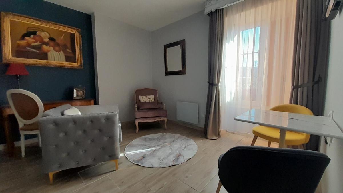 BB Manoir de la Fabregues - Property Image 3