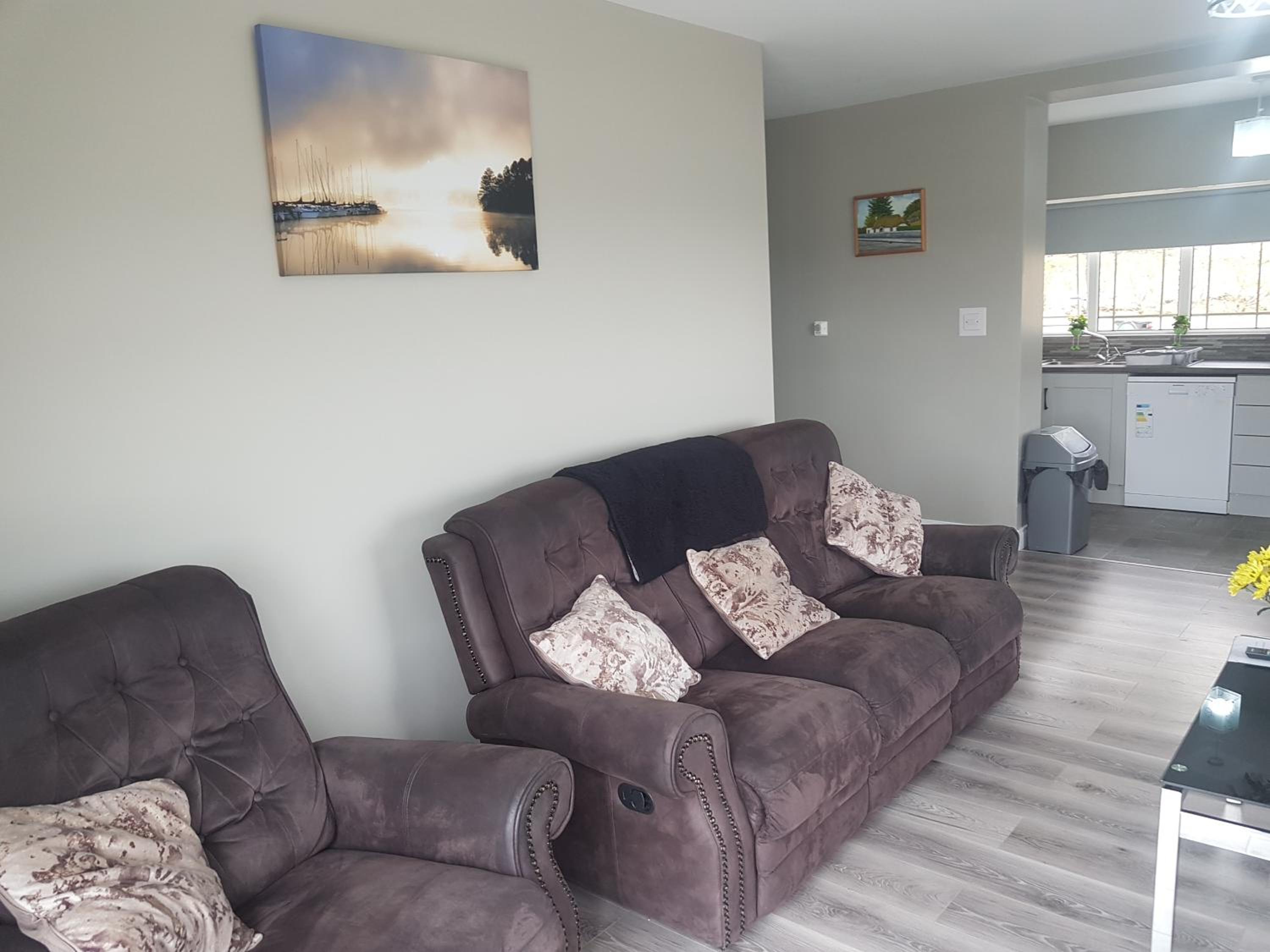 Sea breeze Cottage view 5
