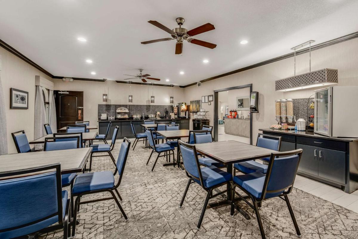 Huntsville Vacations - Best Western Huntsville - Property Image 26