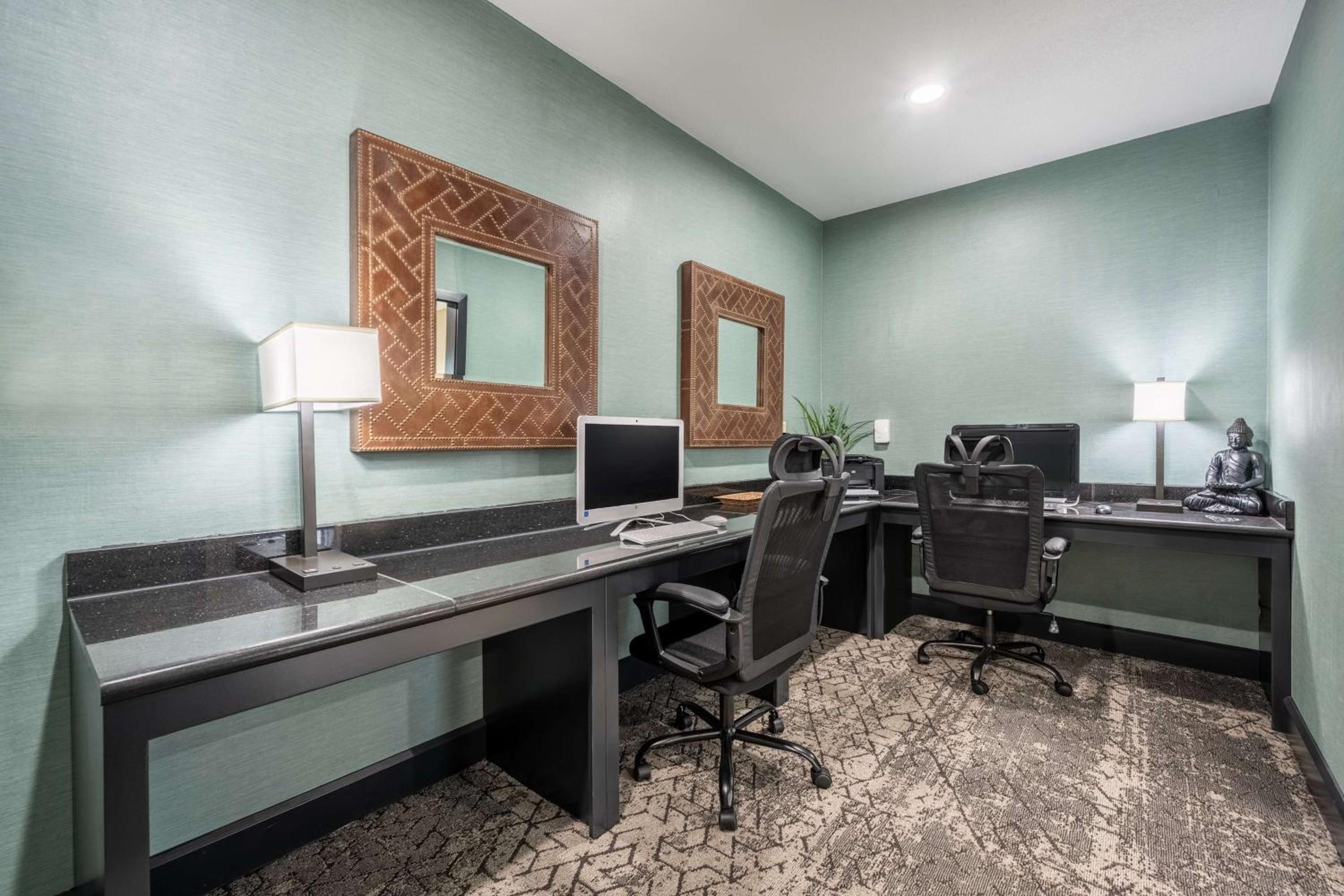 Huntsville Vacations - Best Western Huntsville - Property Image 6