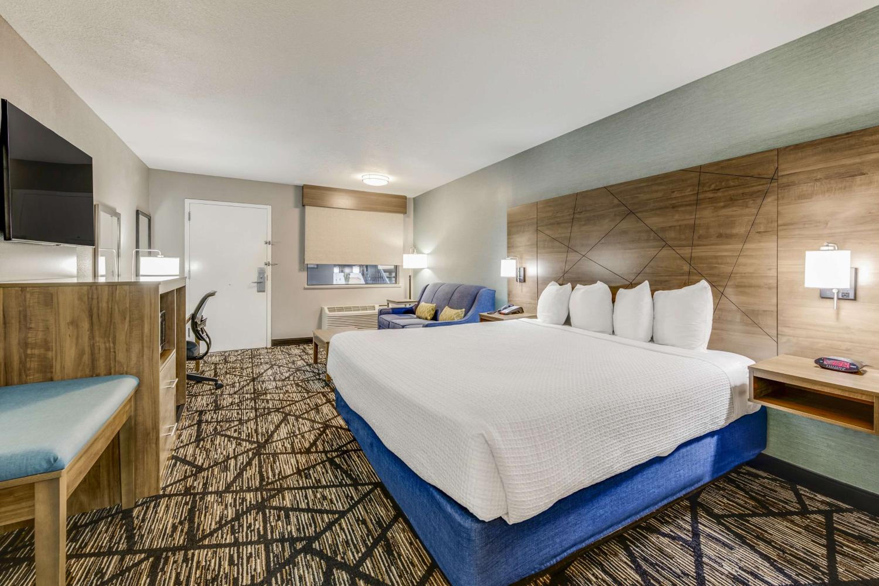 Huntsville Vacations - Best Western Huntsville - Property Image 17