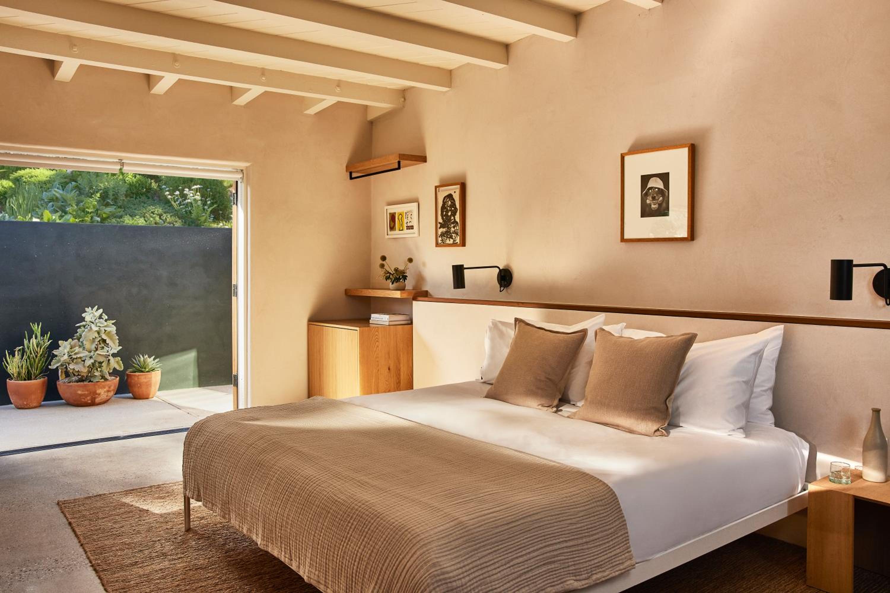 Hotel June Malibu - Property Image 34