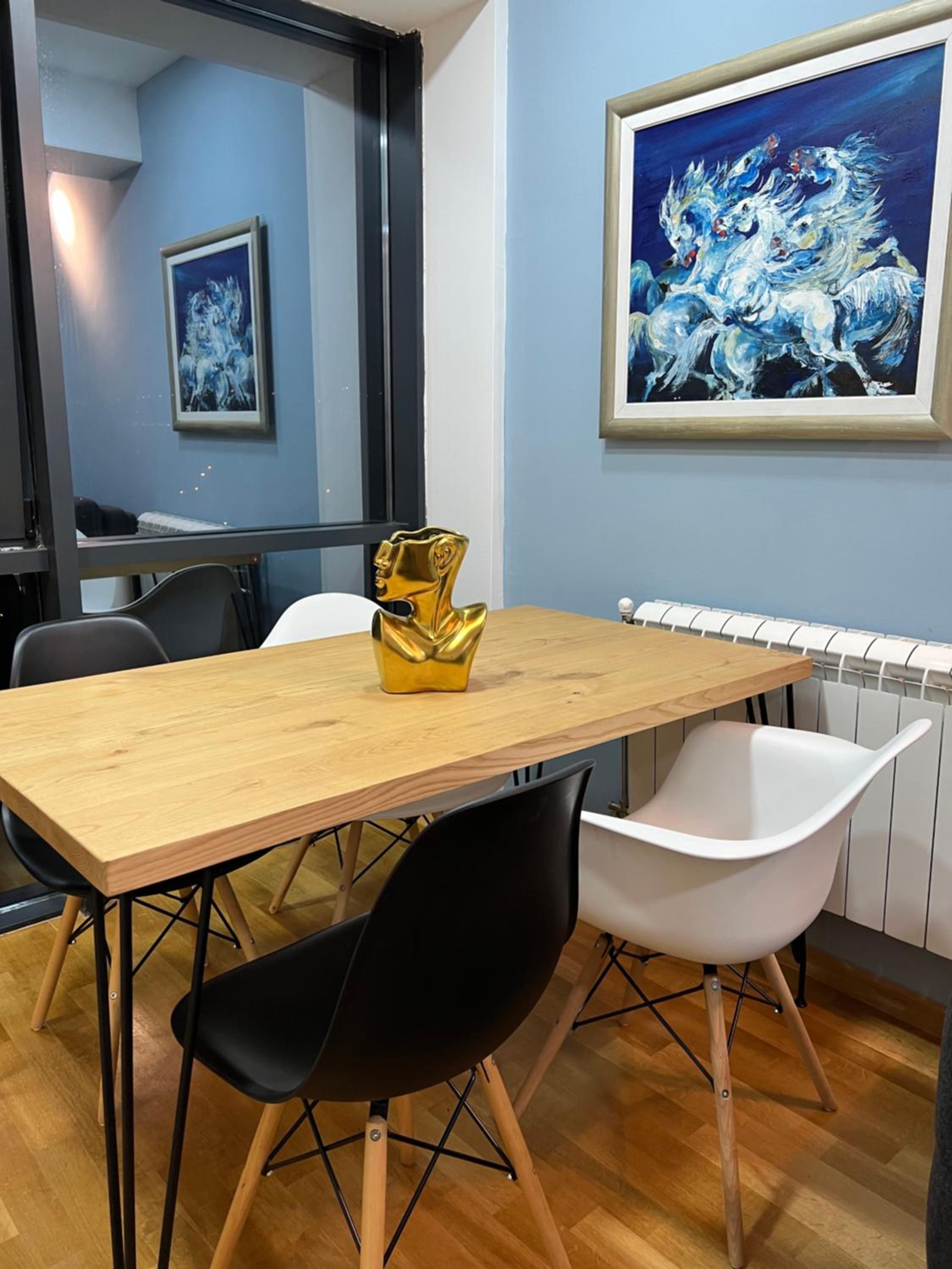 Stefan Apartment