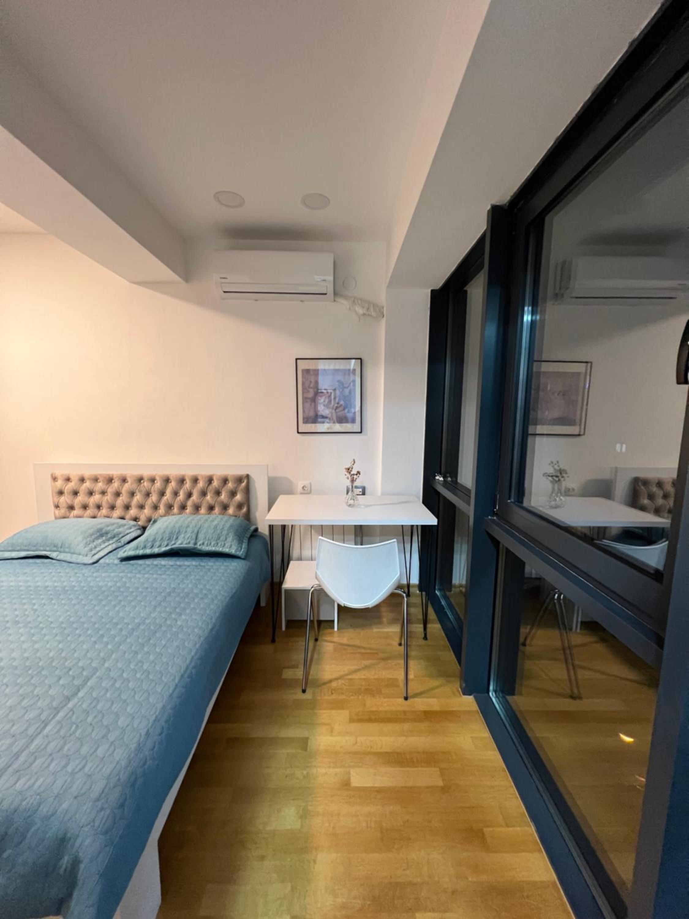Stefan Apartment