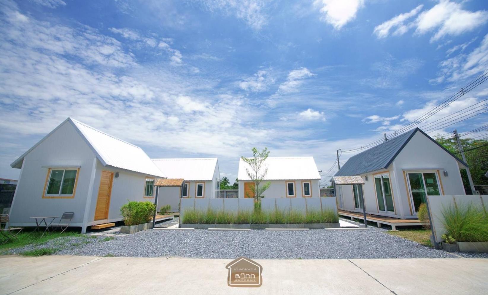Barn Sampran Resort