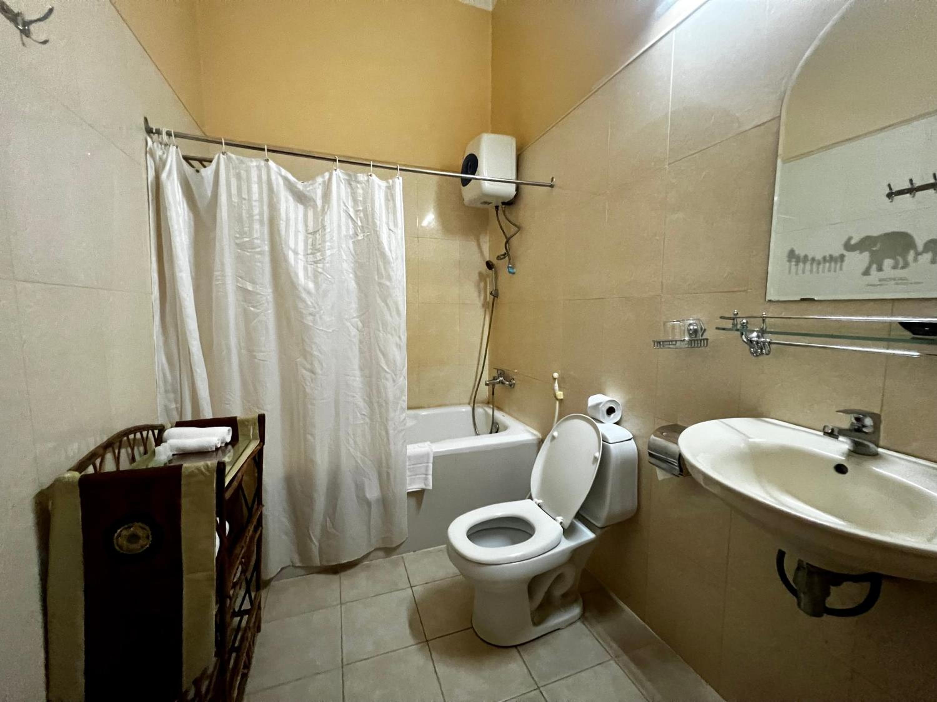 Shining Angkor Apartment Hotel
