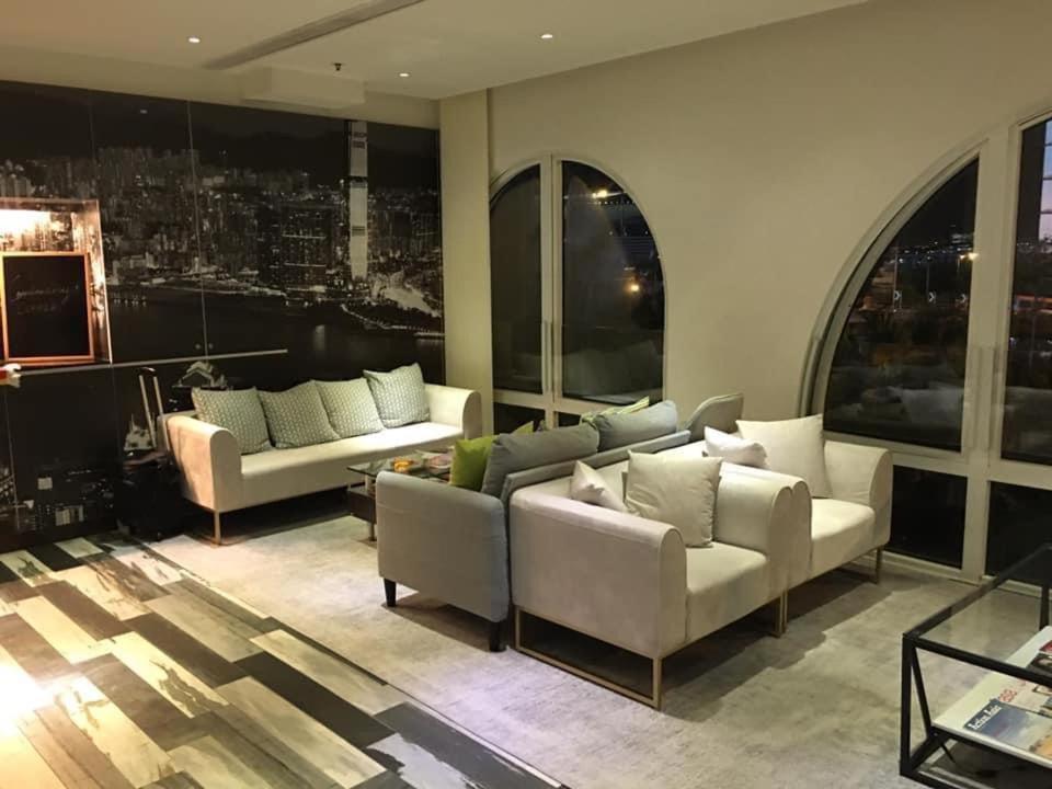 Crafa Harbour Hotel