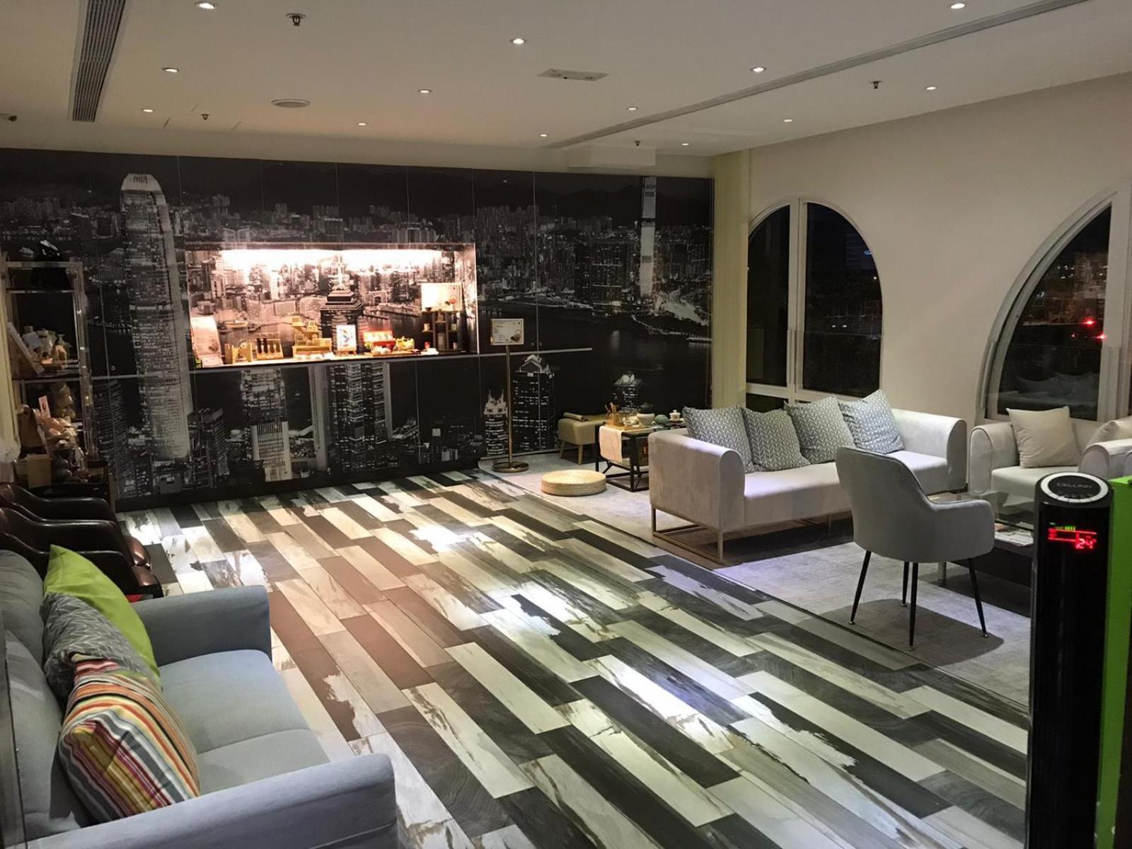 Crafa Harbour Hotel