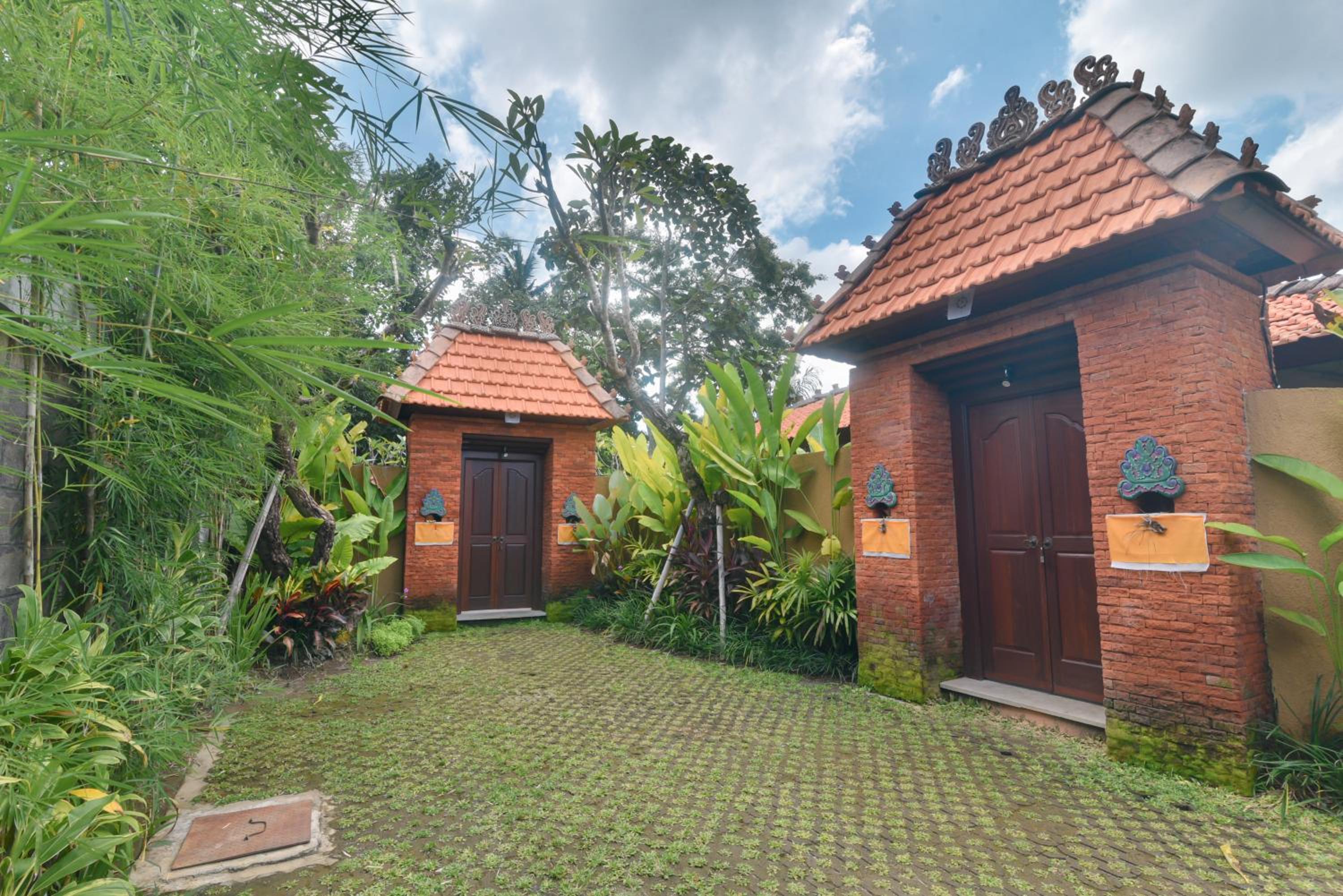 Hotel Villa Asrava Ubud - Image 1
