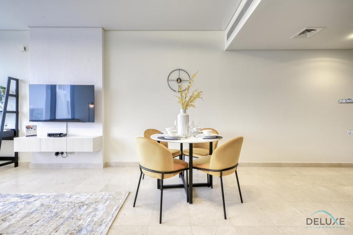 Cheery 1BR at Sky Gardens DIFC by Deluxe Holiday Homes