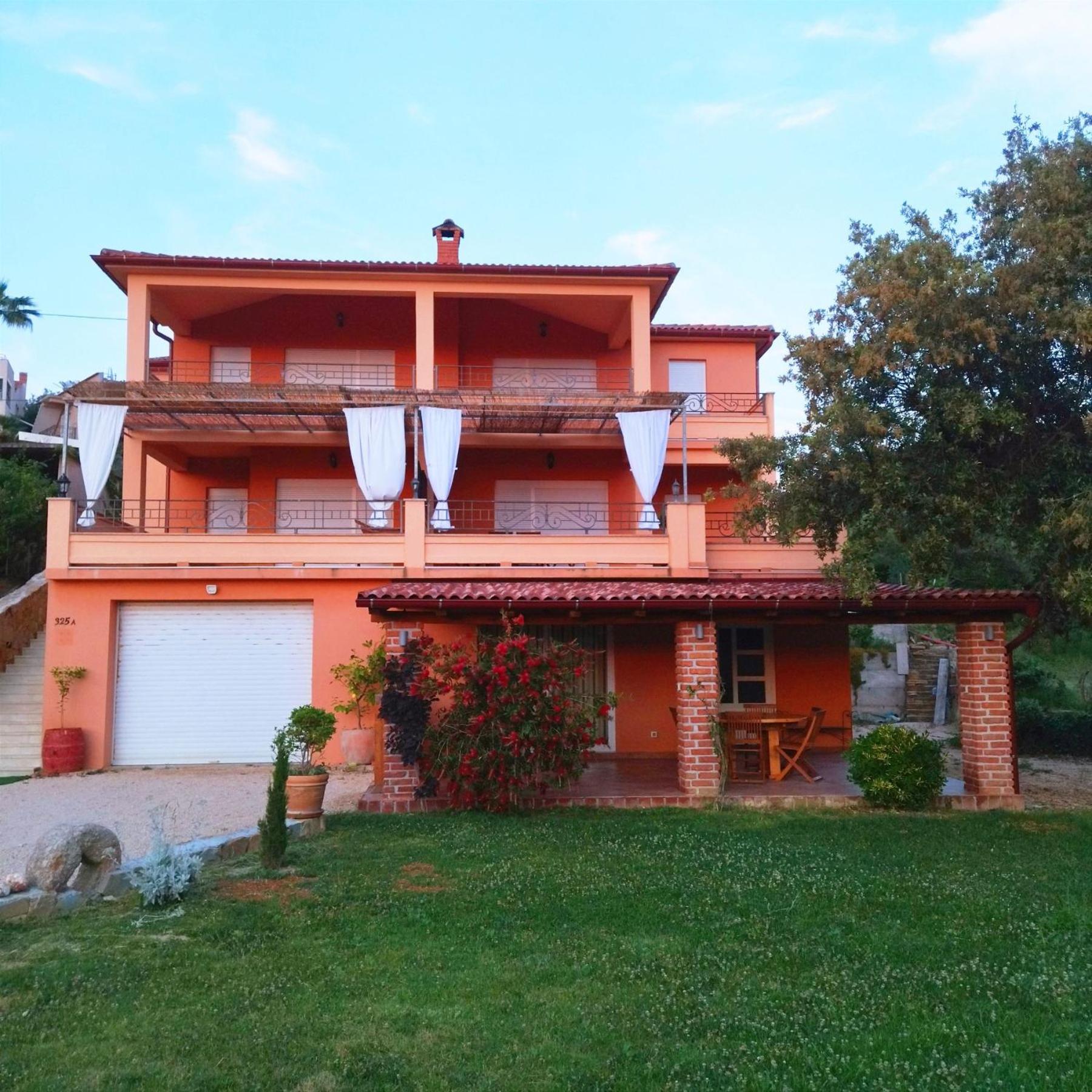 Apartments Villa Kristina view 2