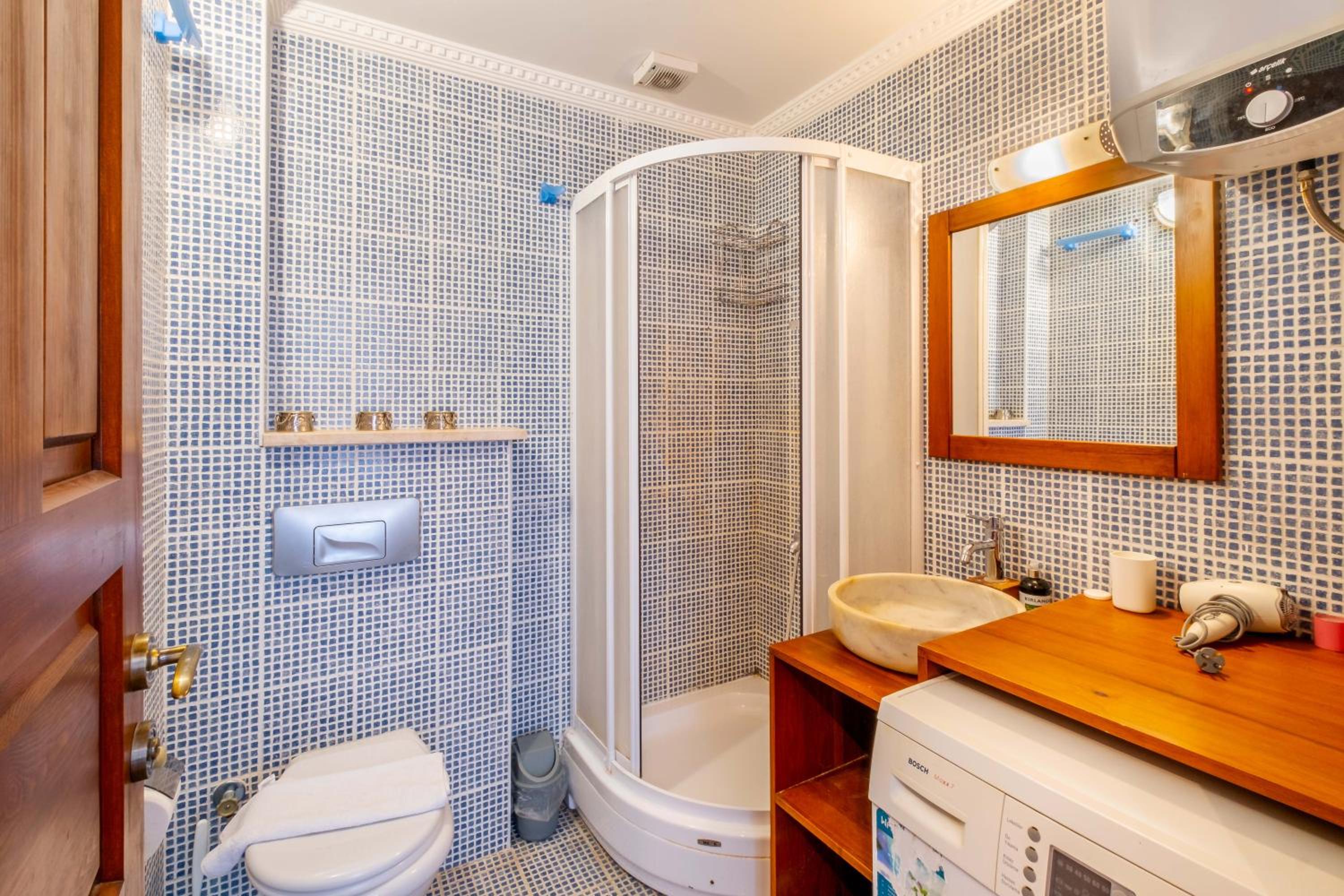 Kybele Sea view en Kas — bathroom