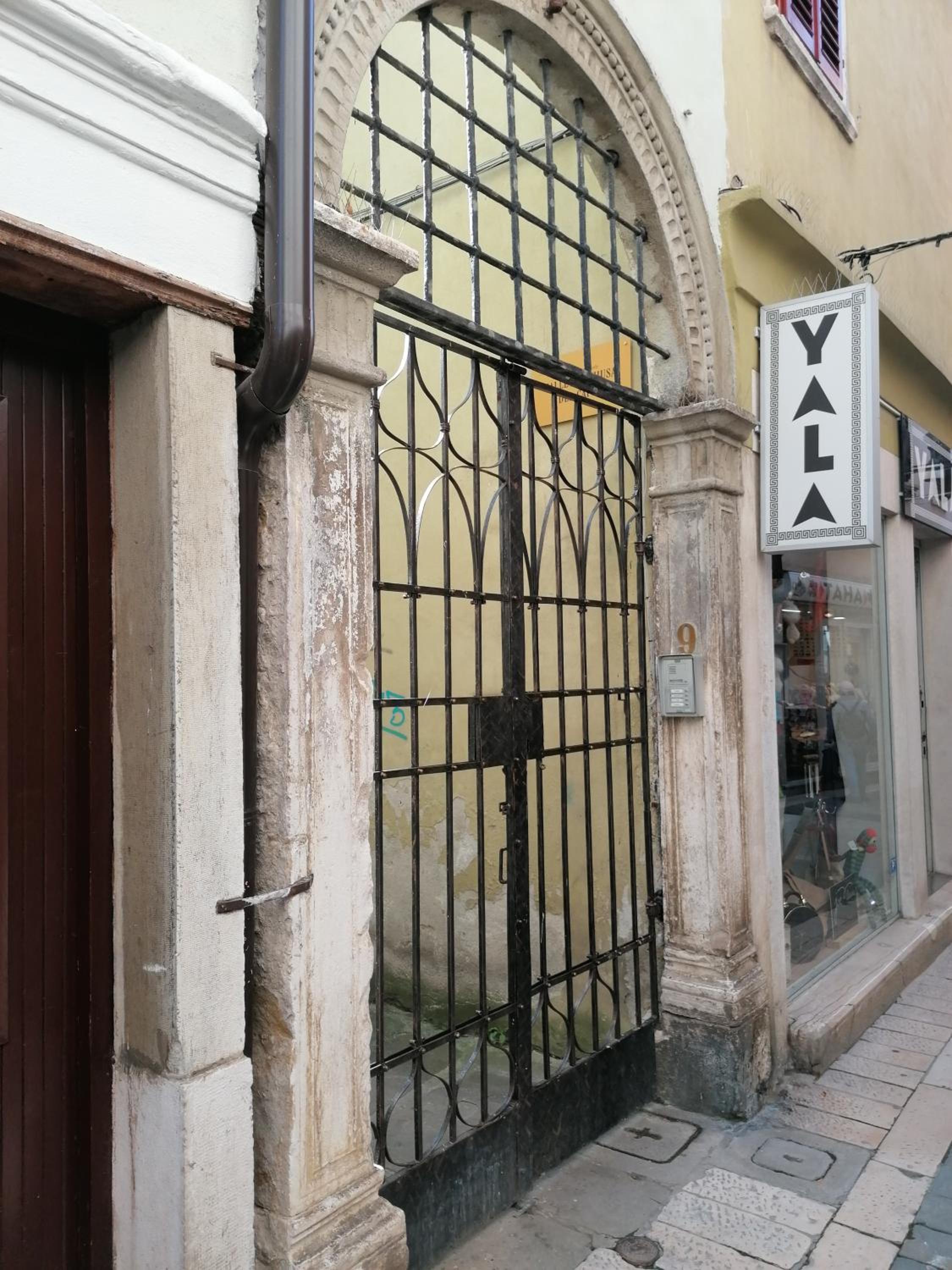 Apartma Olivieri view 4
