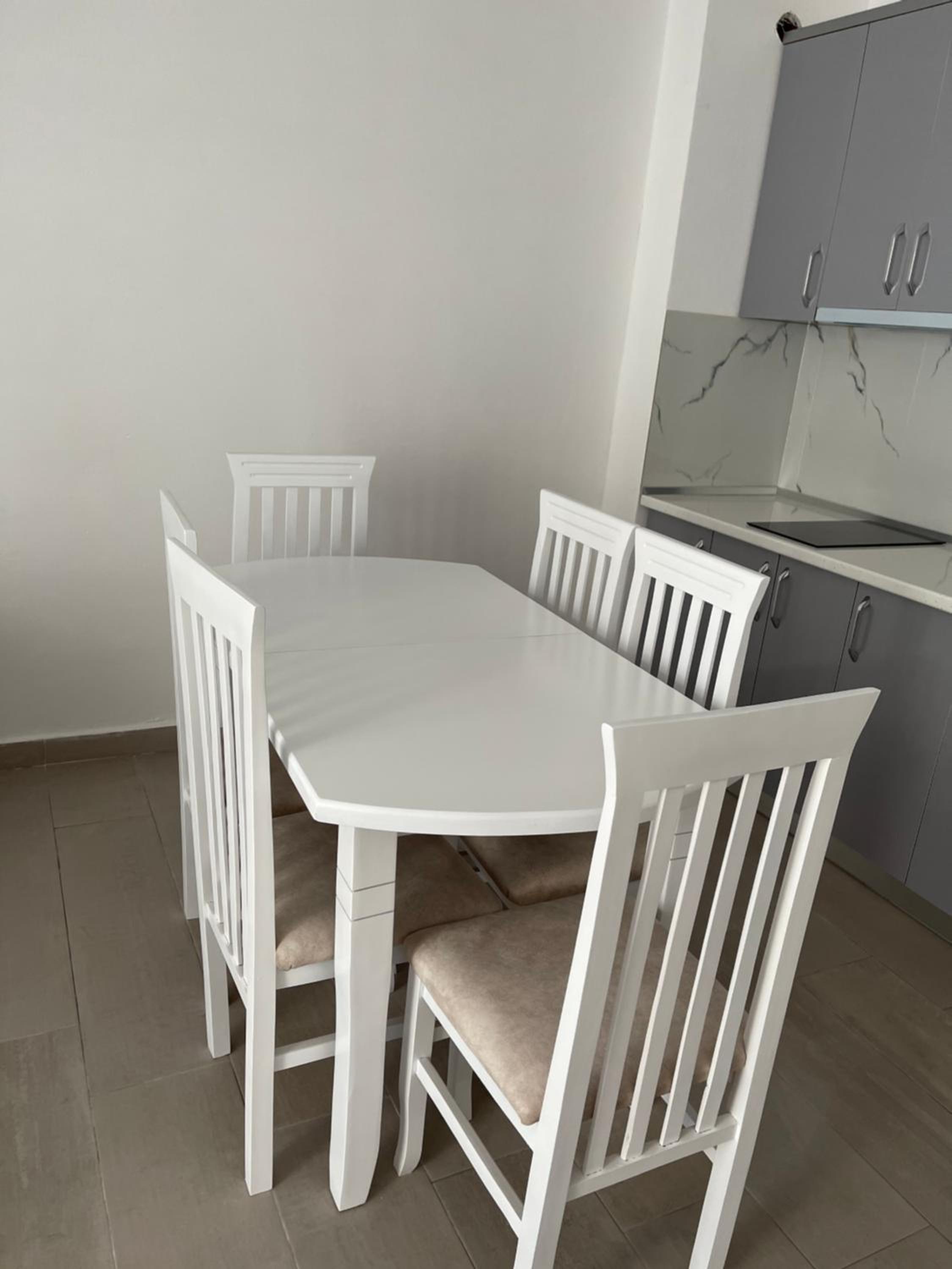 Armando Apartments