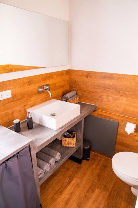 Neu Renoviertes Ferienhaus/wohnunng Kleine Auszeit