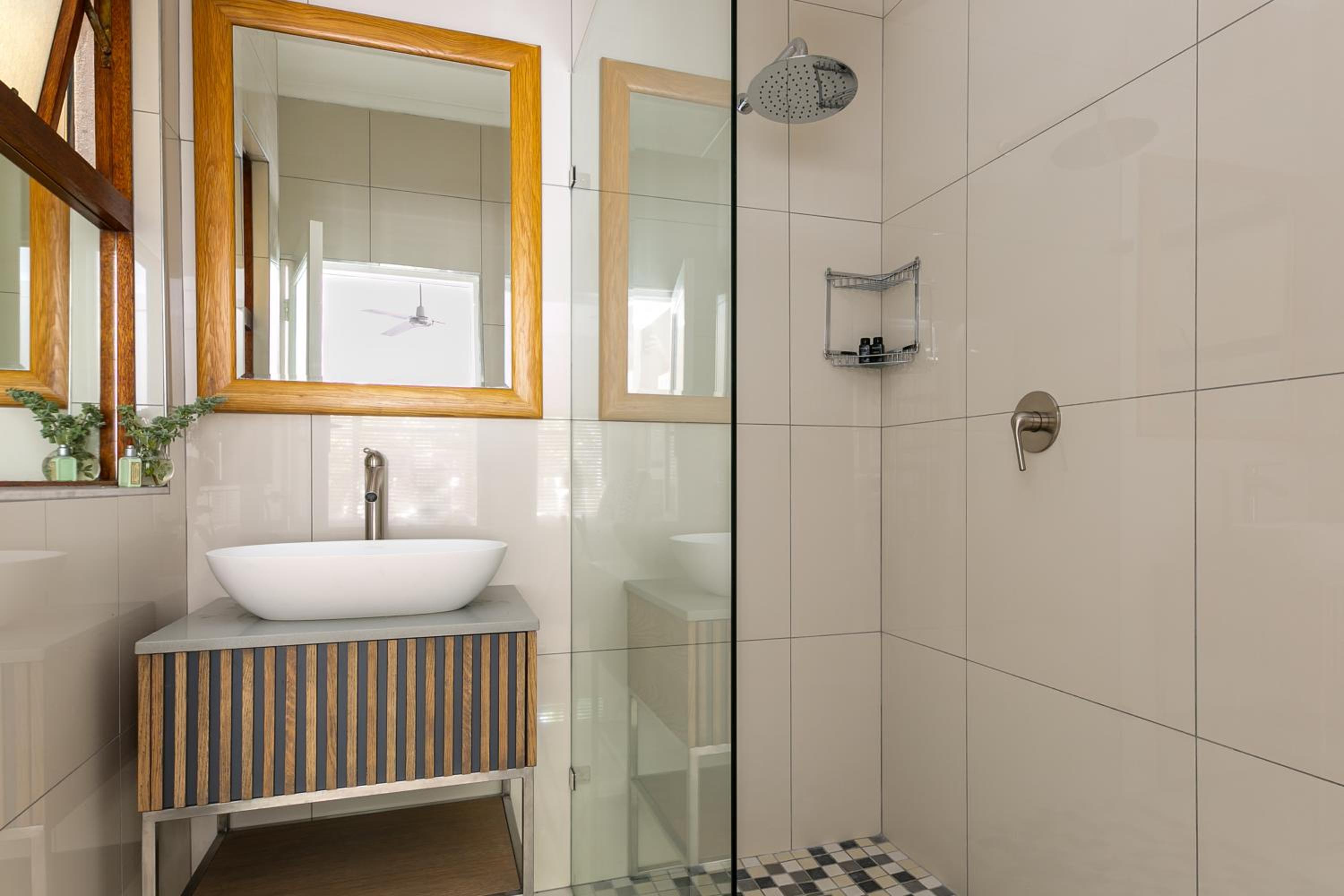 Camps Bay Village - Beach Studios view 3