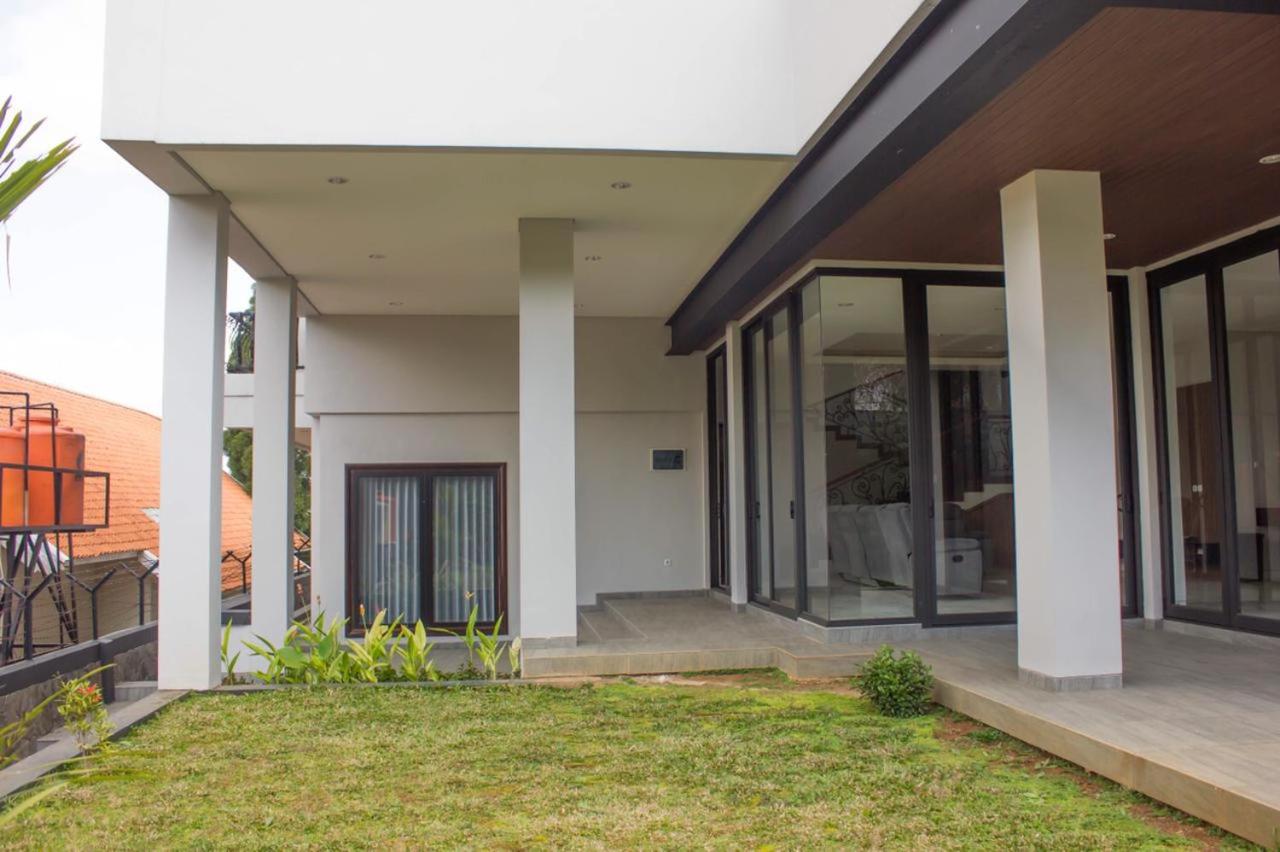 Villa Dago Pakar Bandung, Bandung - 12