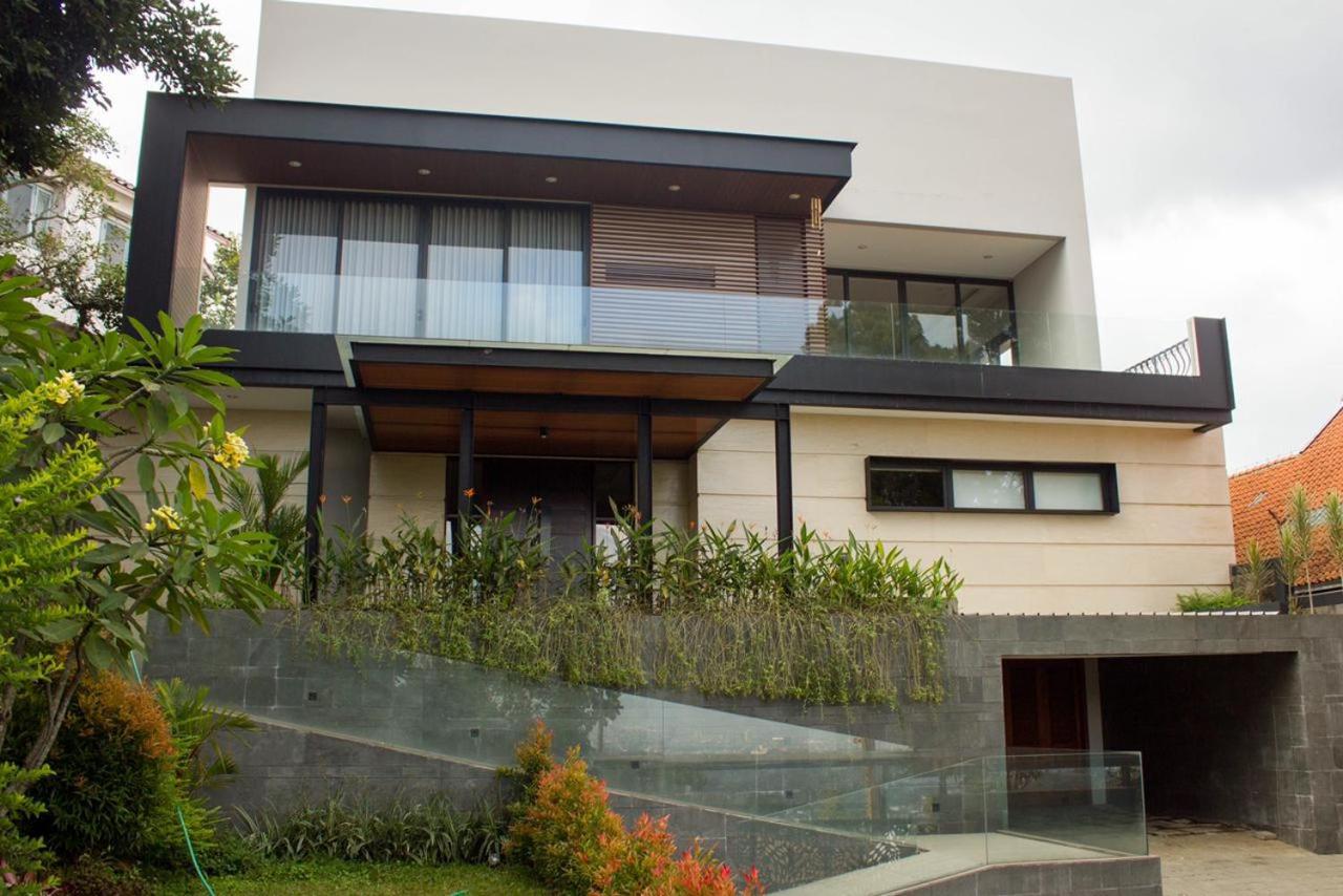 Villa Dago Pakar Bandung, Bandung - 9