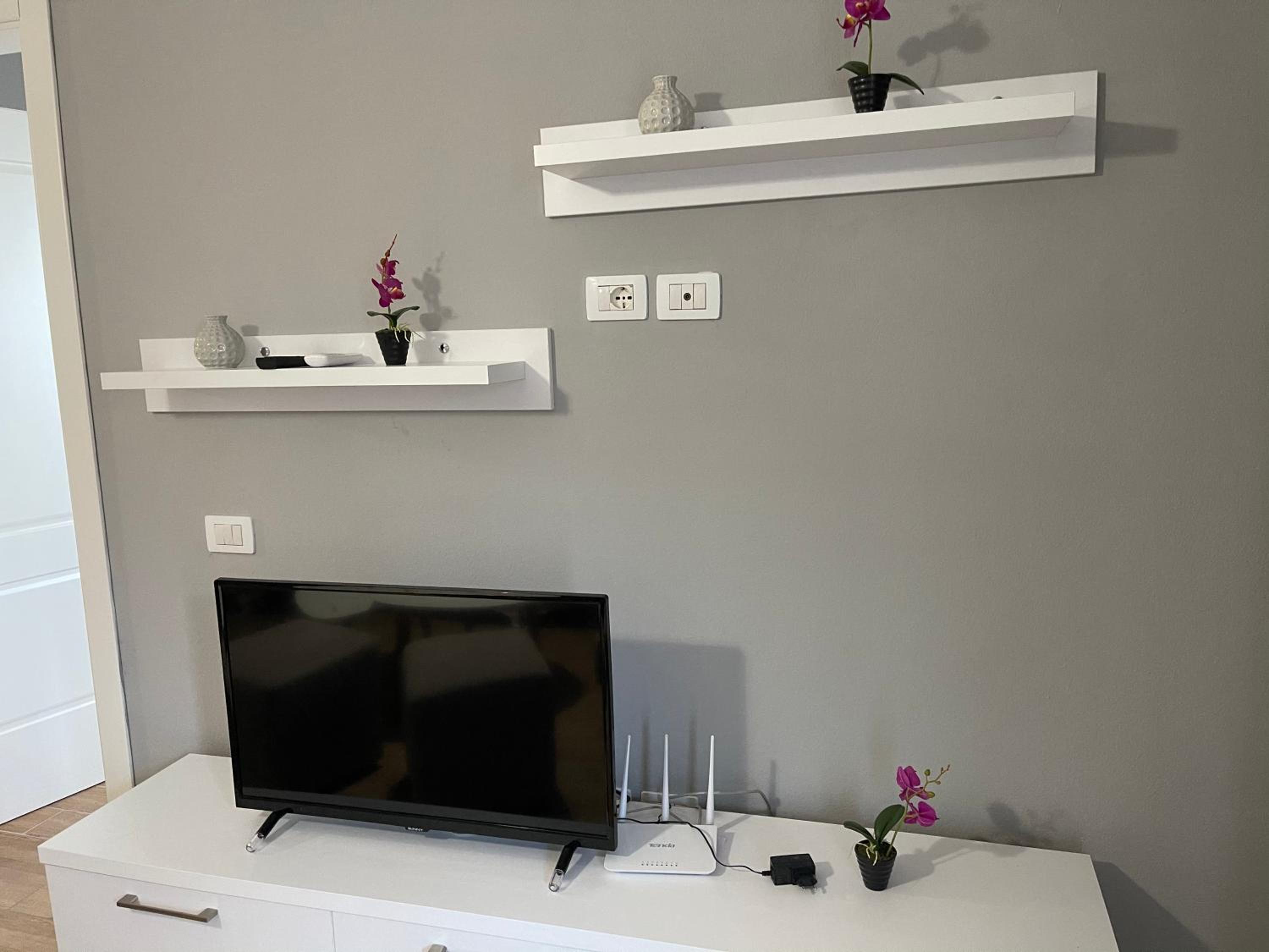 Armando Apartments
