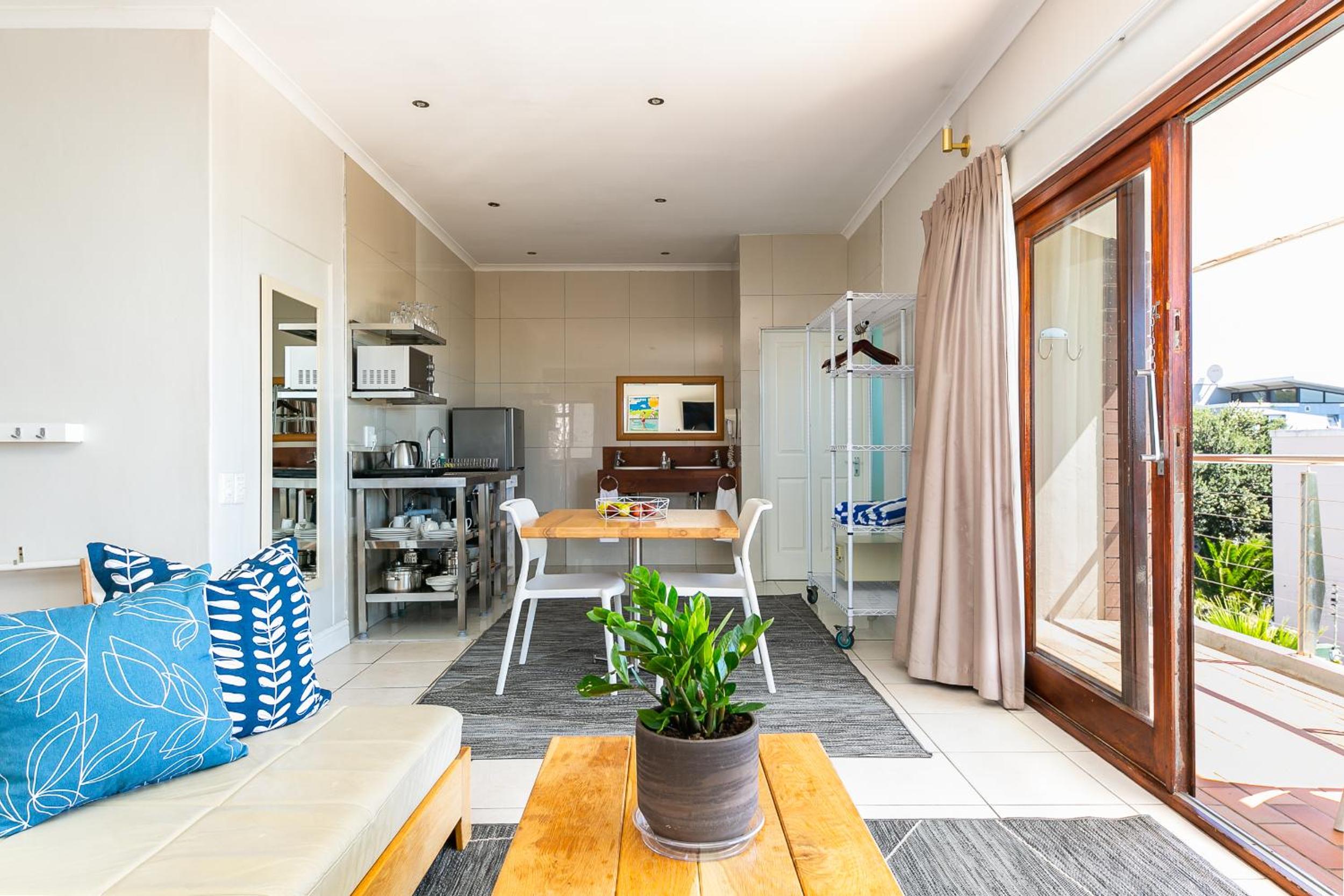 Camps Bay Village - Beach Studios view 4