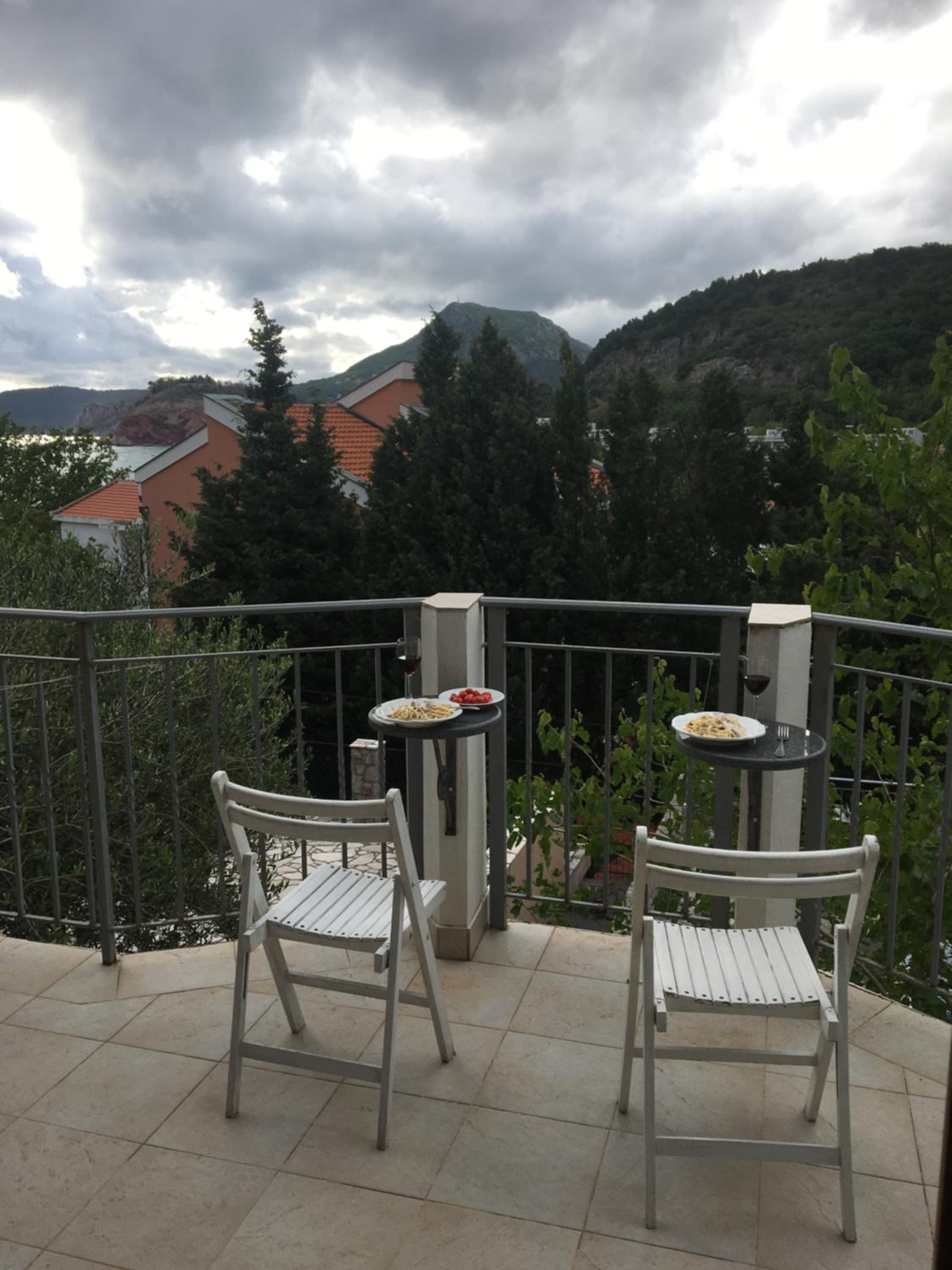 Apartments Markovic Sutomore
