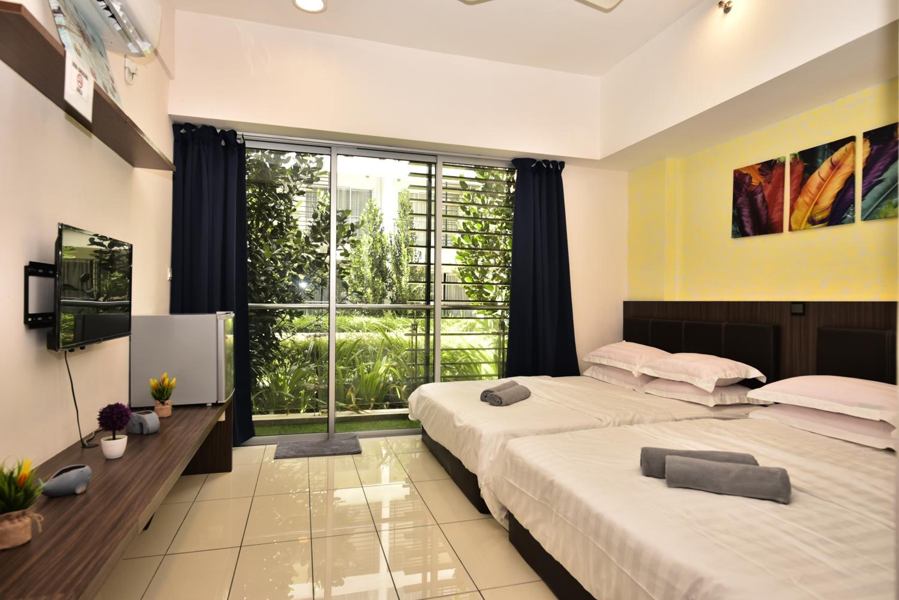 H&F Homestay the two Owls Nest Aeropod Sovo Studio Room - 2 Queen Bed - Near Airport - Free Parking photo 1