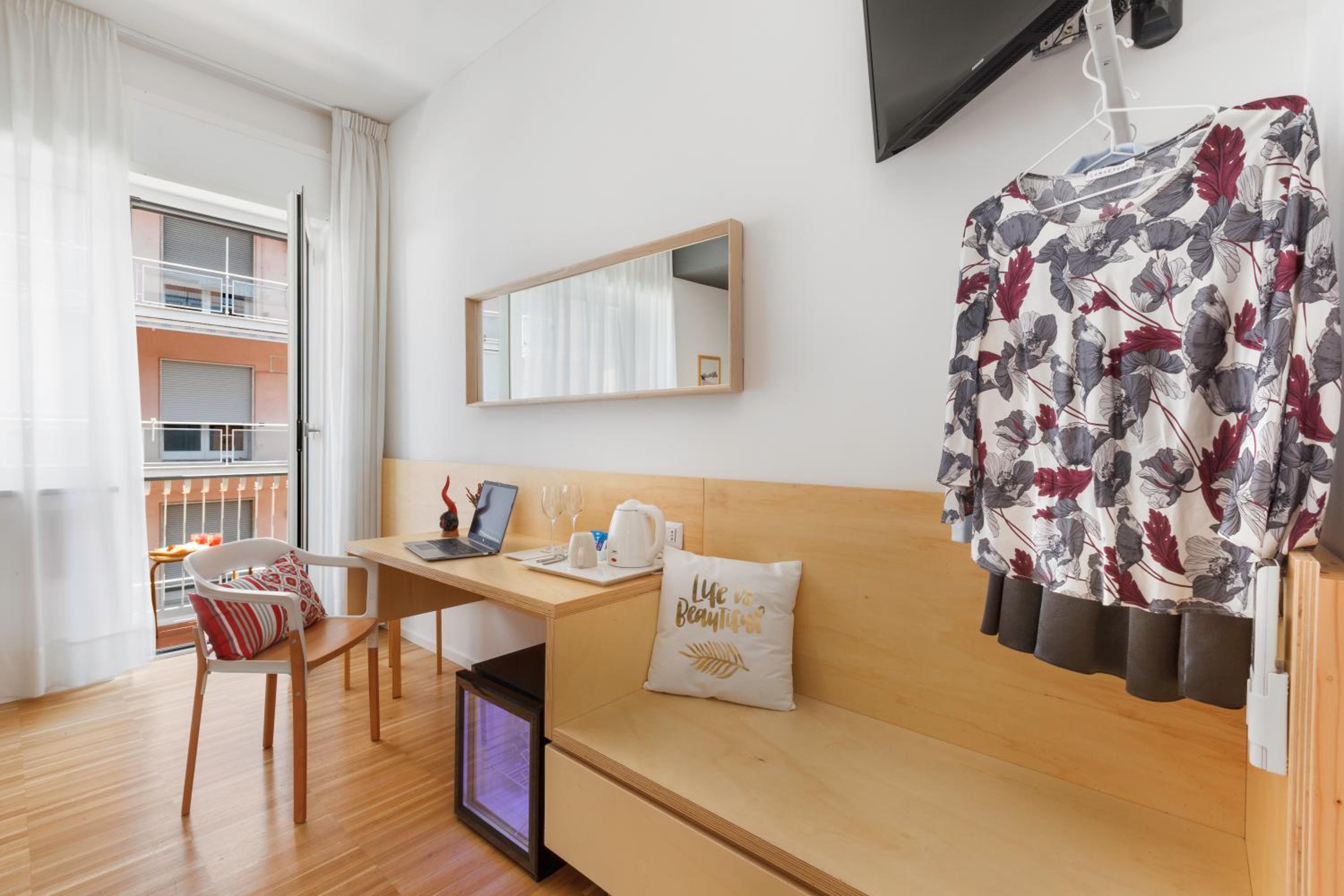 Vivaldo Suite Piazza dei Martiri - Guest House