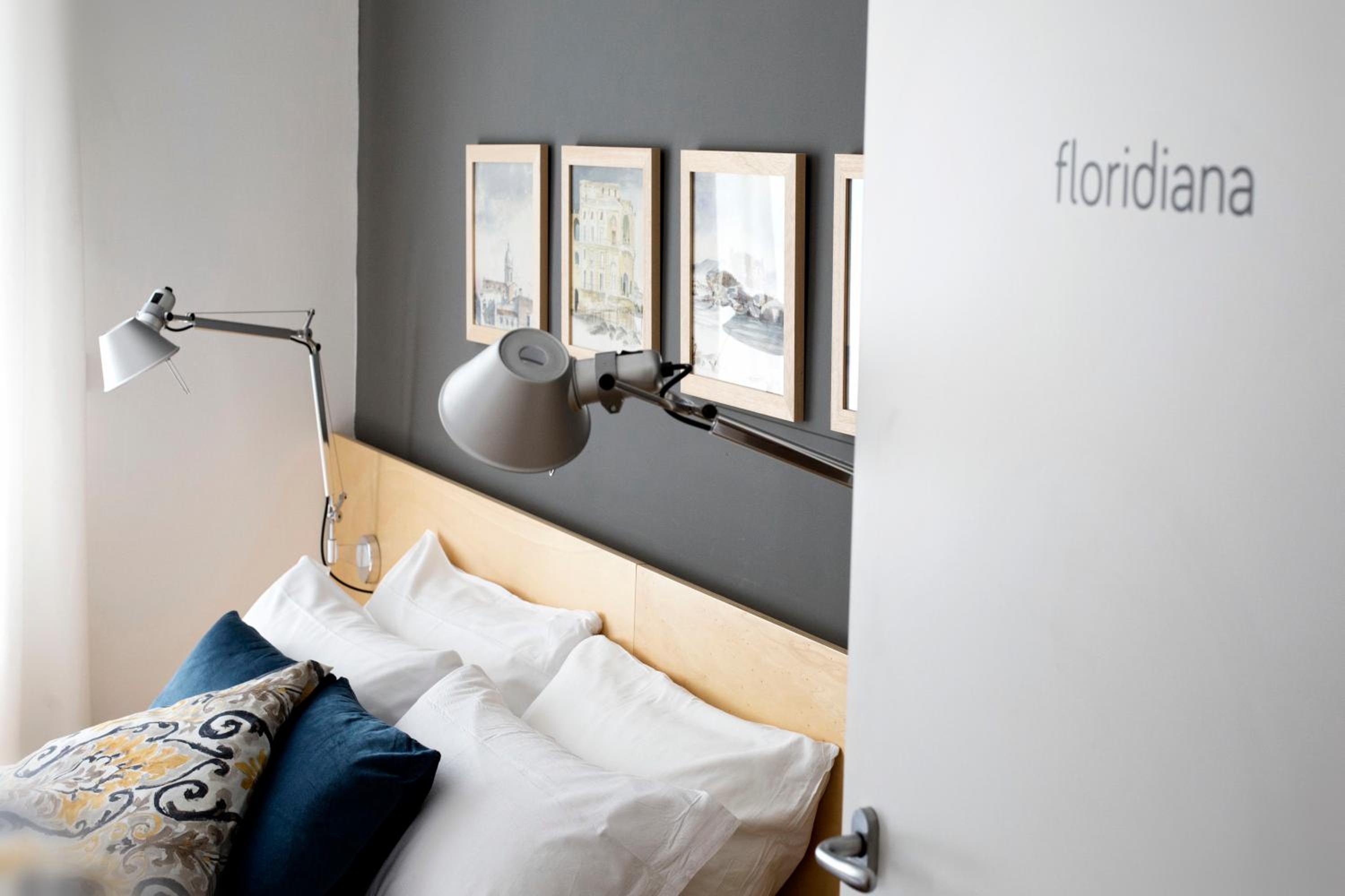 Vivaldo Suite Piazza dei Martiri - Guest House