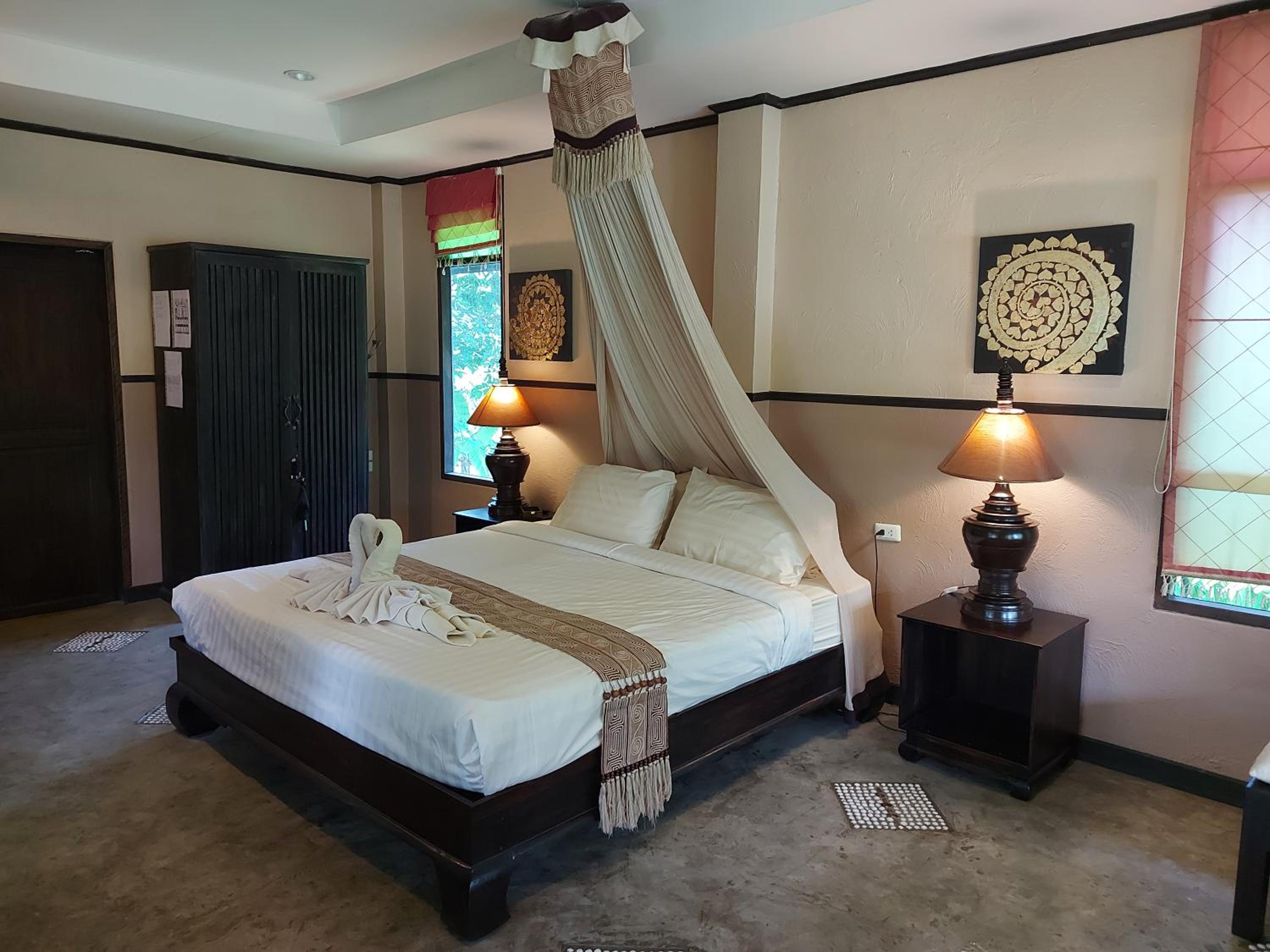Baan Chai Thung Resort