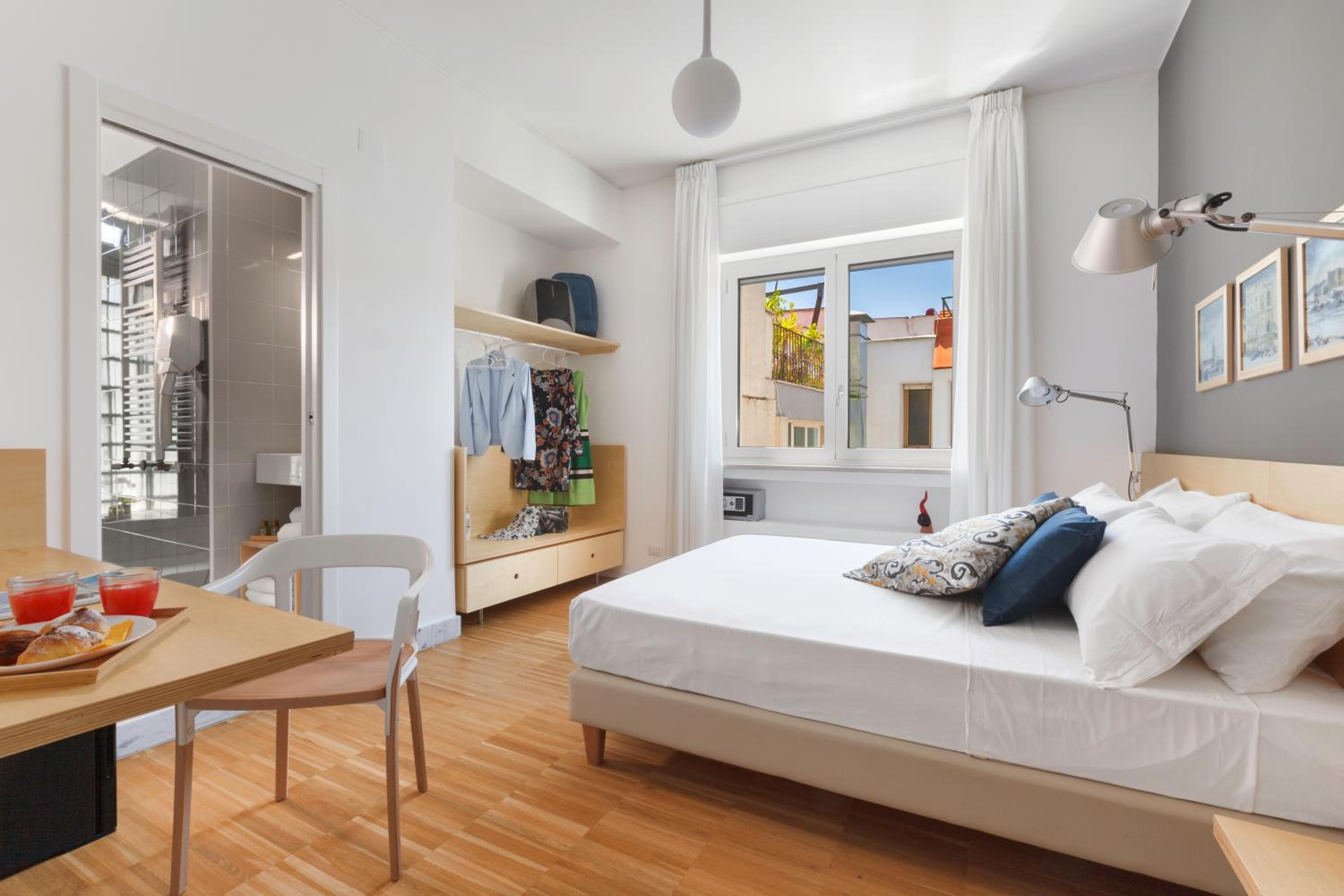 Vivaldo Suite Piazza dei Martiri - Guest House
