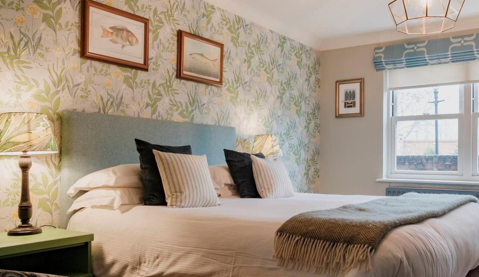 Fisherman's Haunt Hotel